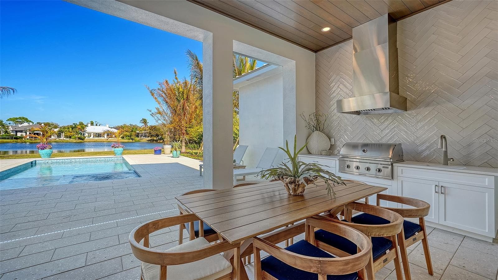 Single Family Residence at 1521 S LAKE SHORE DR, SARASOTA, photo 62 of 75
