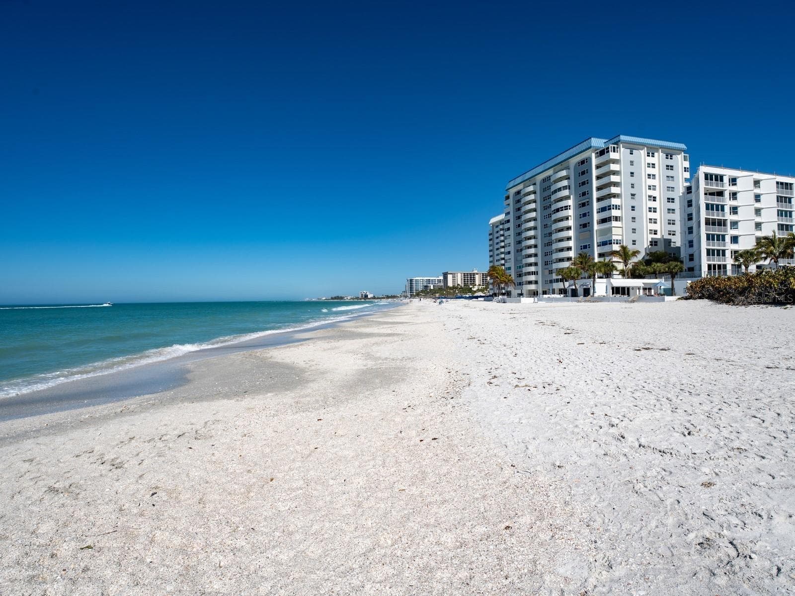Condominium at 1770 BENJAMIN FRANKLIN DR #206, SARASOTA, photo 38 of 100