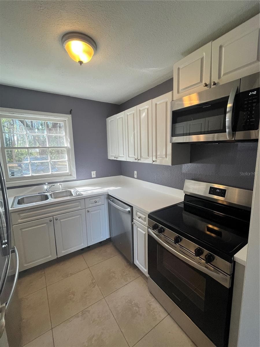 Kitchen - 13709 JUNIPER BLOSSOM DR #0, TAMPA