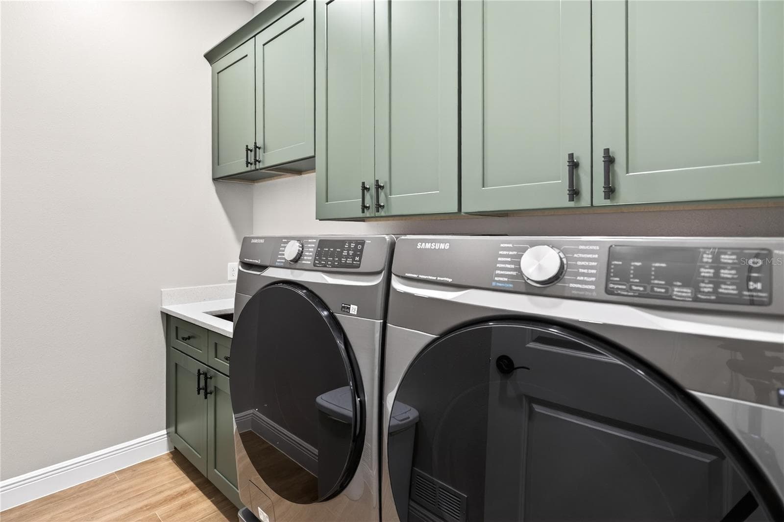 Laundry Room - SHORELINE RANCH, UMATILLA