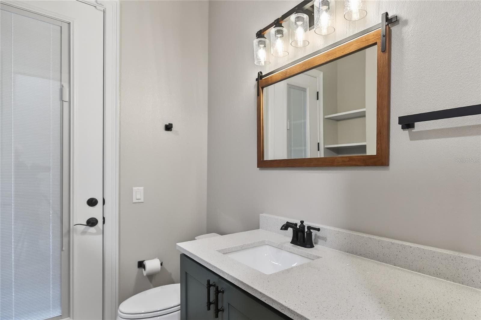 Bathroom 2 - SHORELINE RANCH, UMATILLA