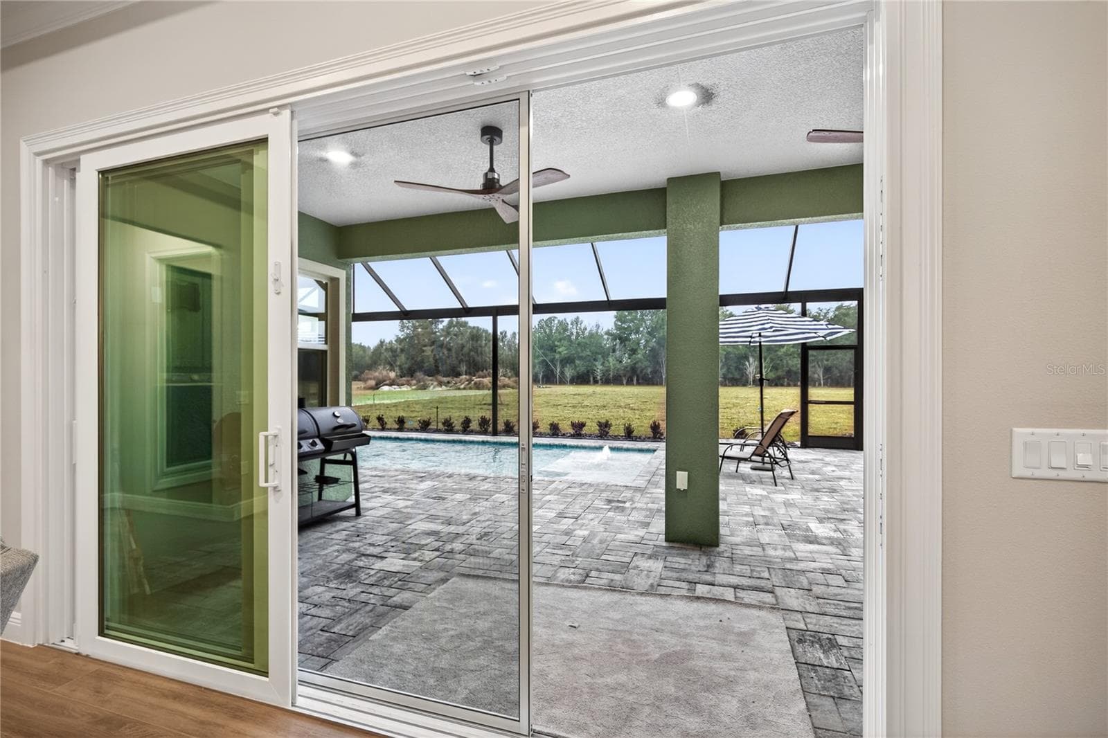 Rear Porch - SHORELINE RANCH, UMATILLA