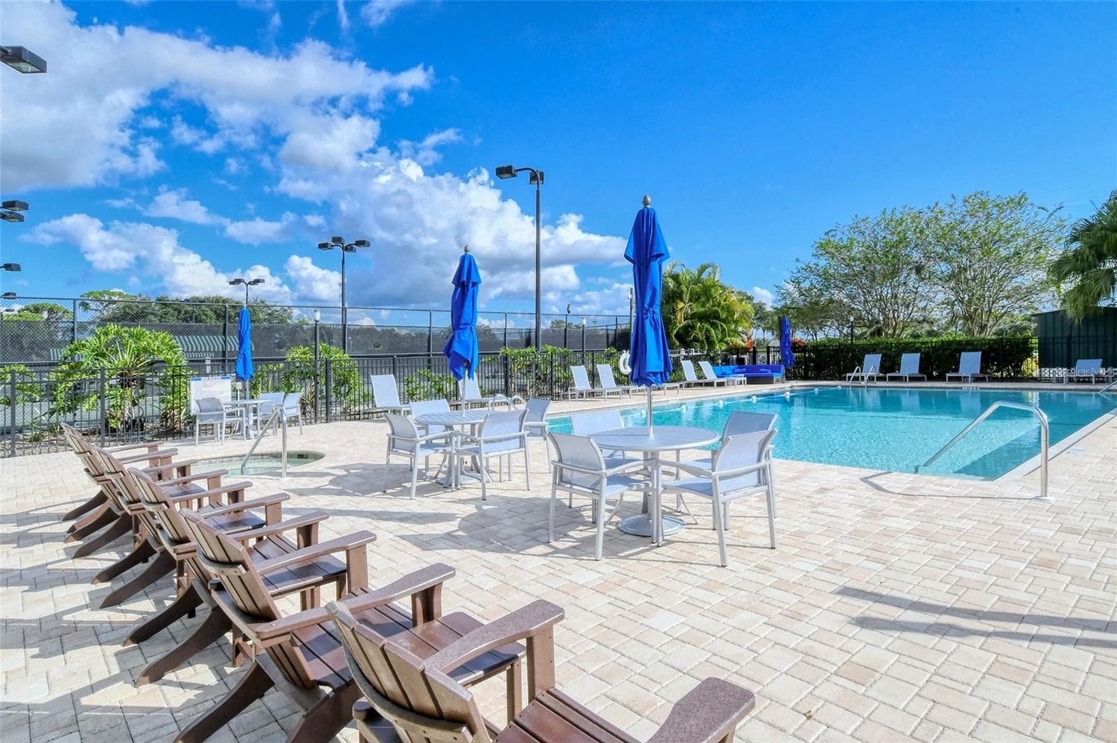 Single Family Residence at 9411 FOREST HILLS CIR, SARASOTA, photo 43 of 51