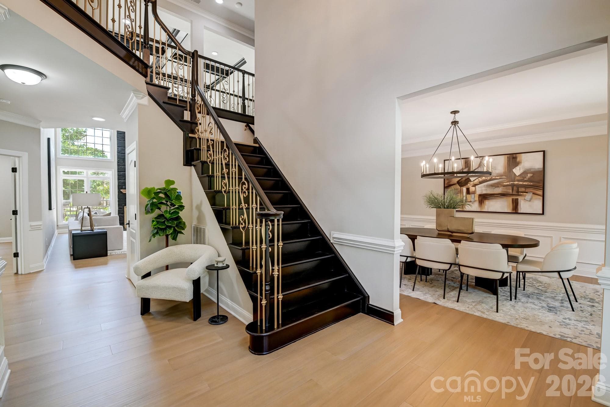 Single Family Residence at 8707 Fairview Road, Charlotte, photo 5 of 27