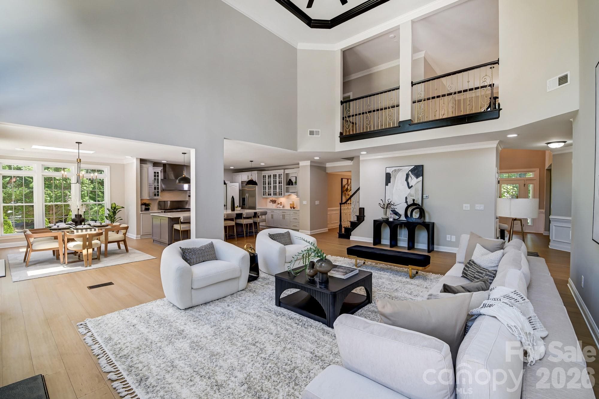 Single Family Residence at 8707 Fairview Road, Charlotte, photo 9 of 27