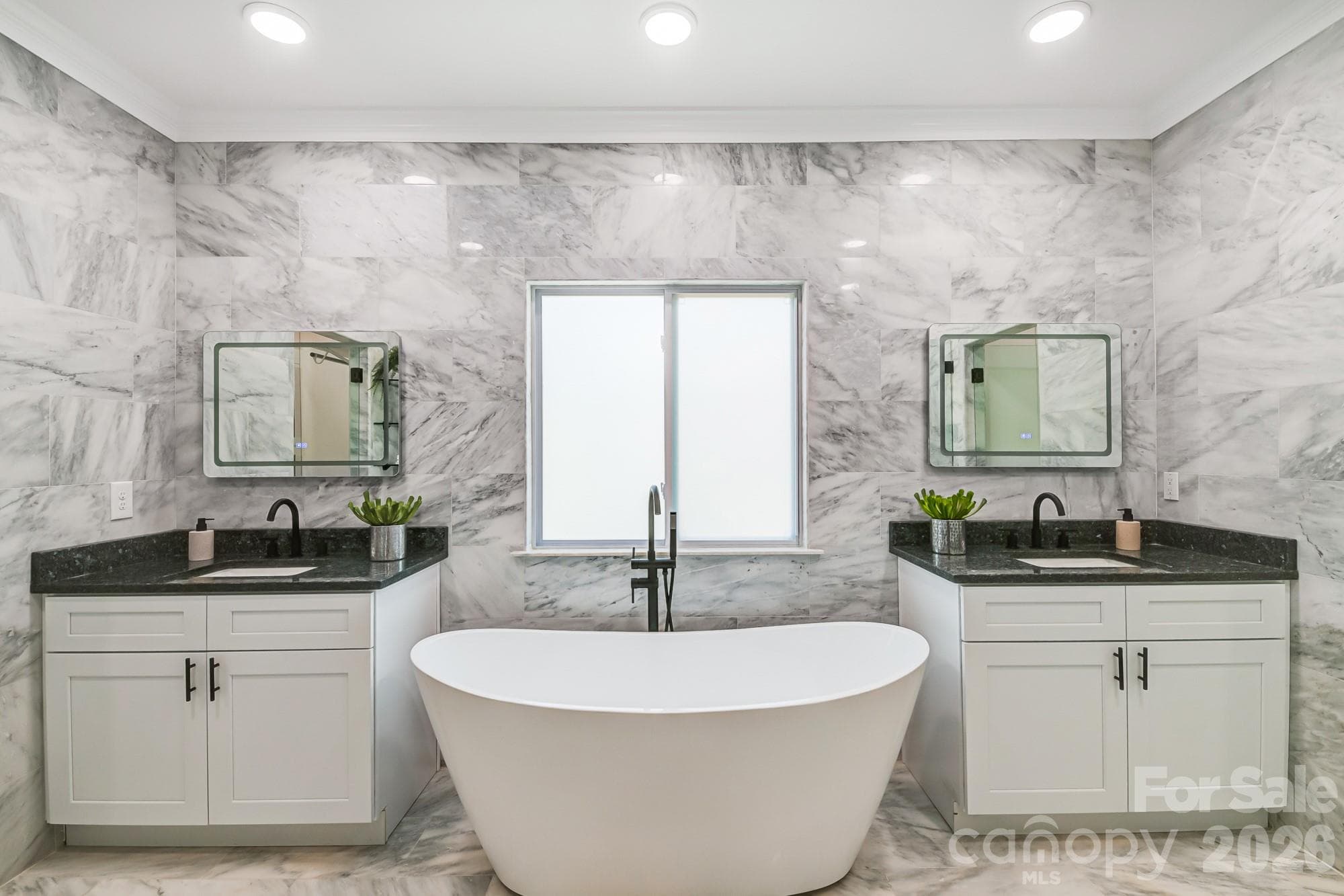Single Family Residence at 8707 Fairview Road, Charlotte, photo 19 of 27