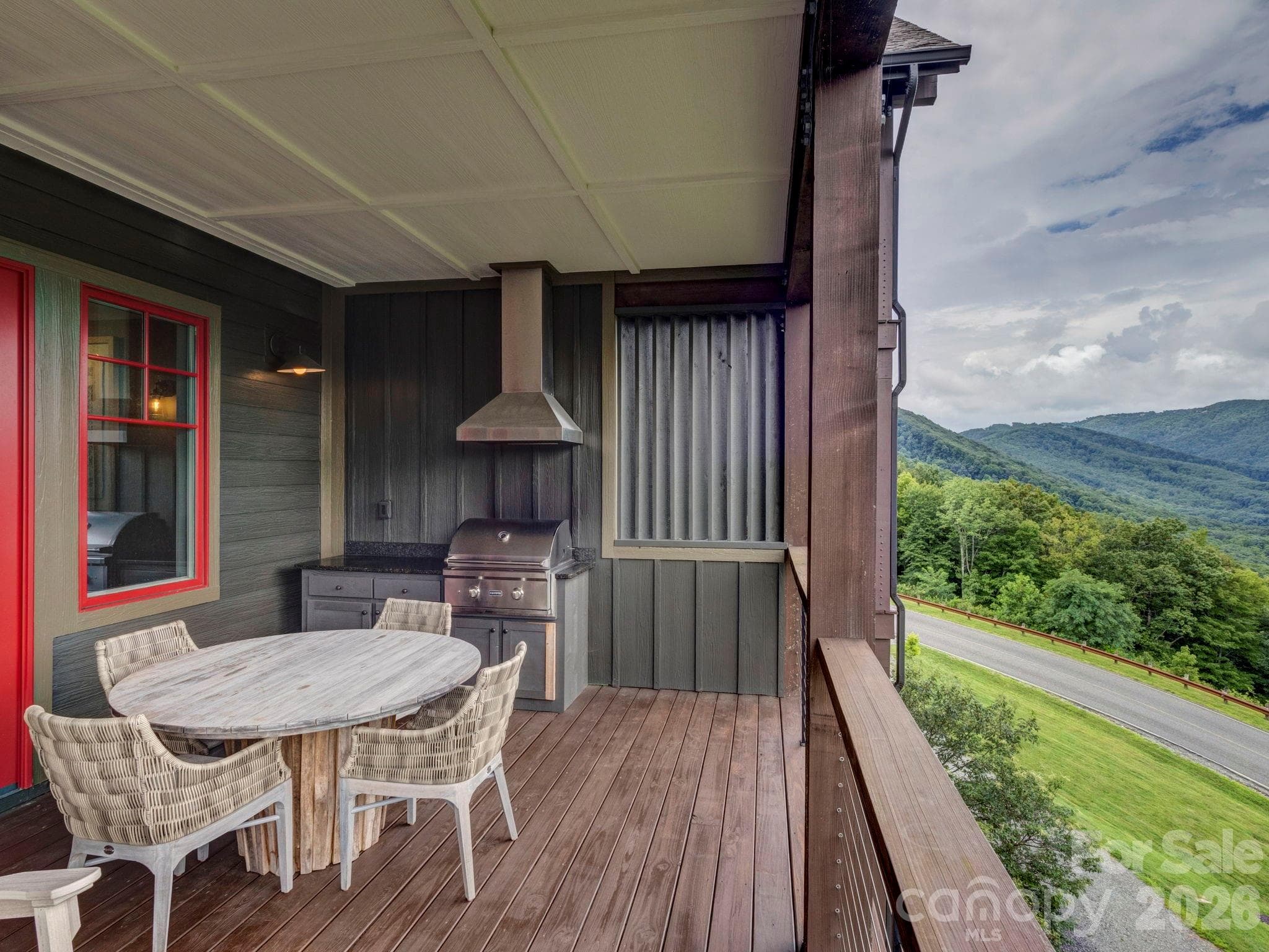Rear deck with Grilling Station - 198 Ramblestone Terrace, Boone
