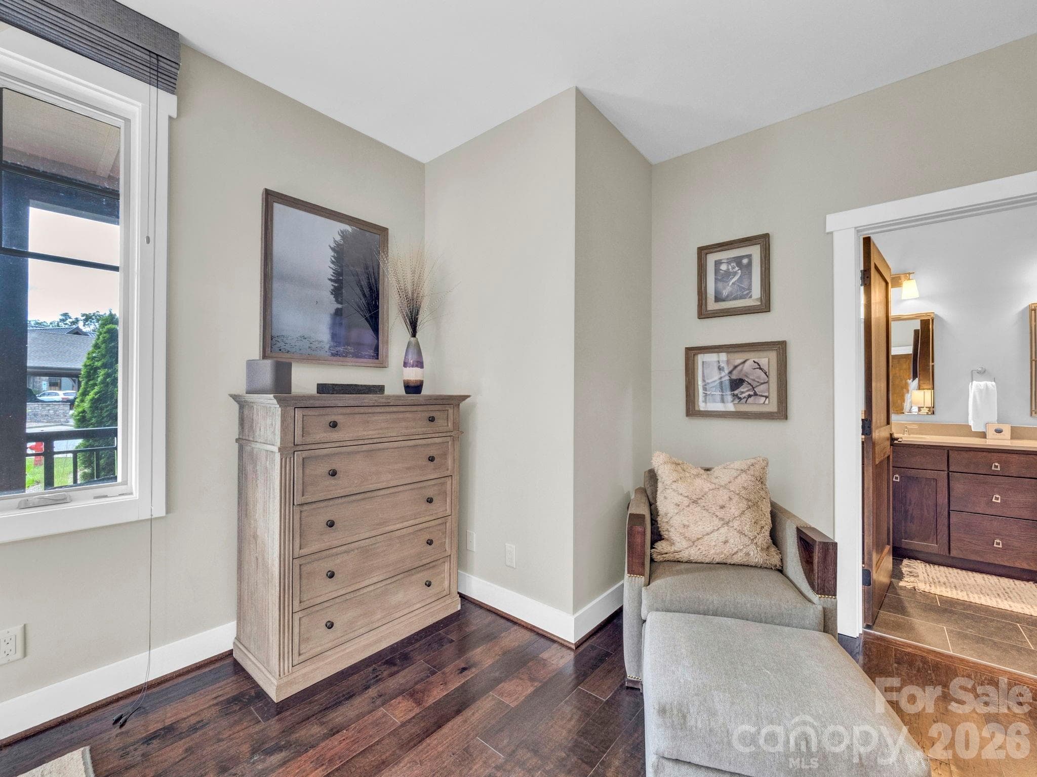 Primary bedroom sitting nook - 198 Ramblestone Terrace, Boone