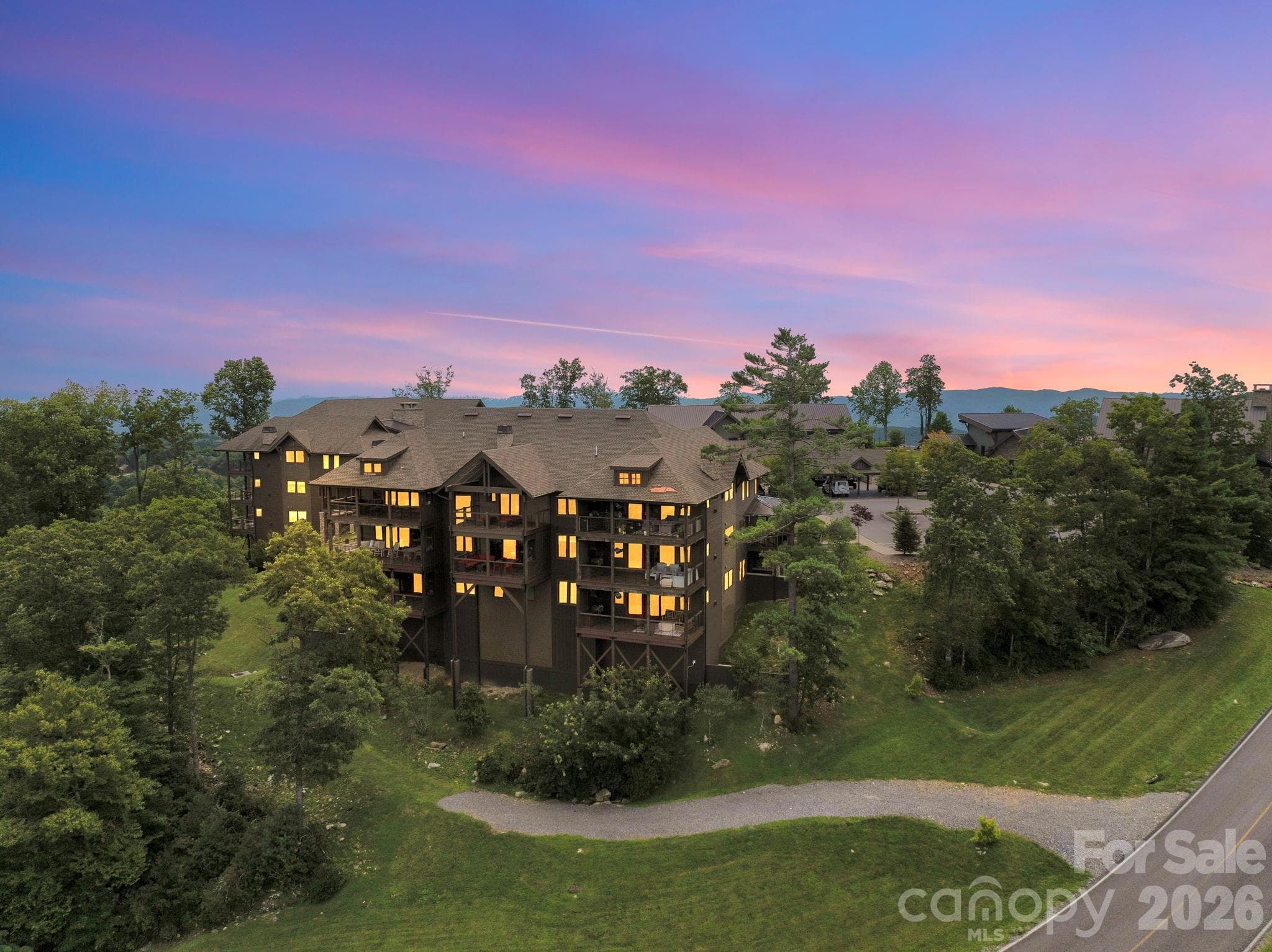 Condominium at 198 Ramblestone Terrace, Boone, photo 34 of 42