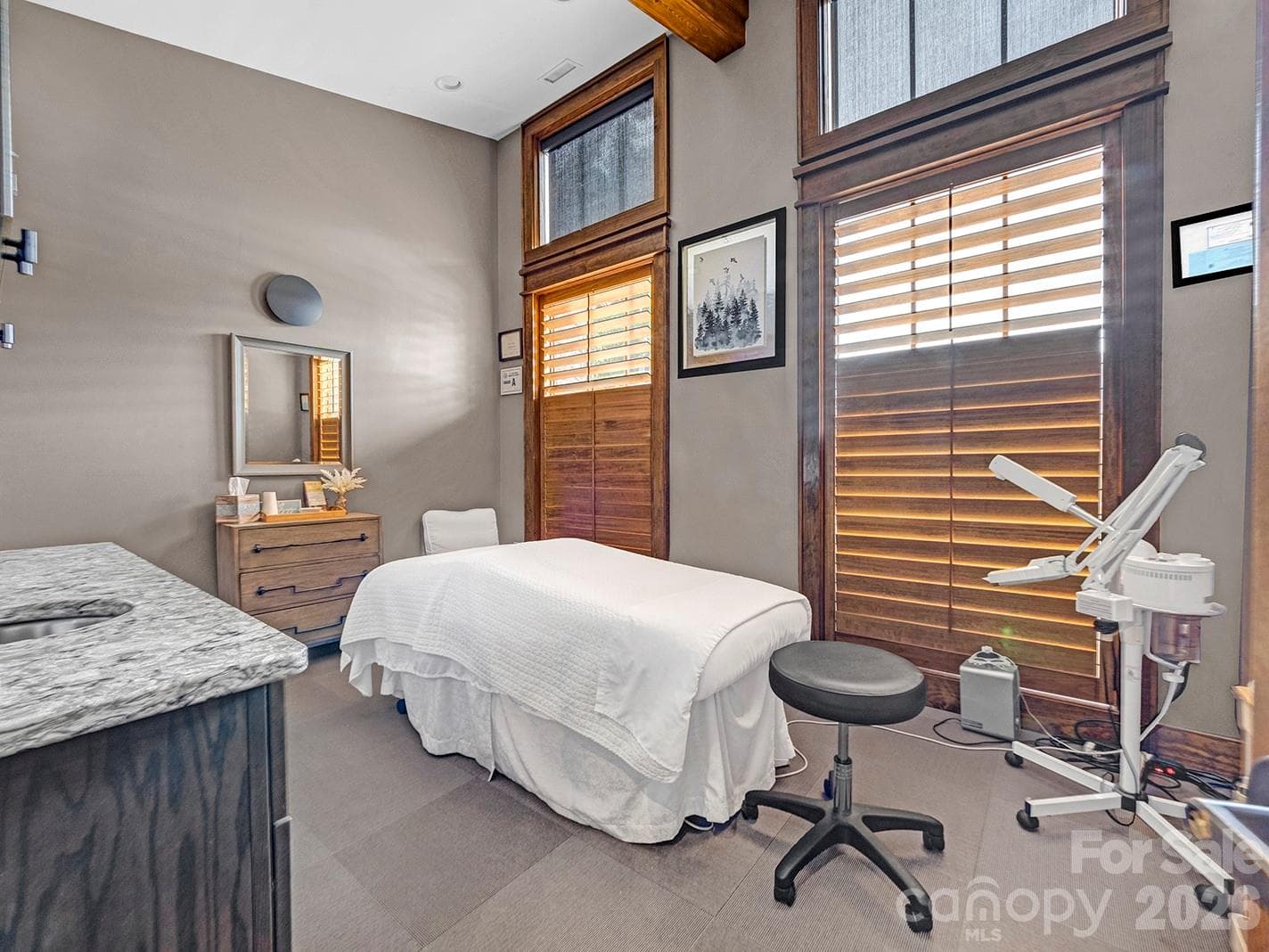 Ascent Wellness Center Massage room - 198 Ramblestone Terrace, Boone