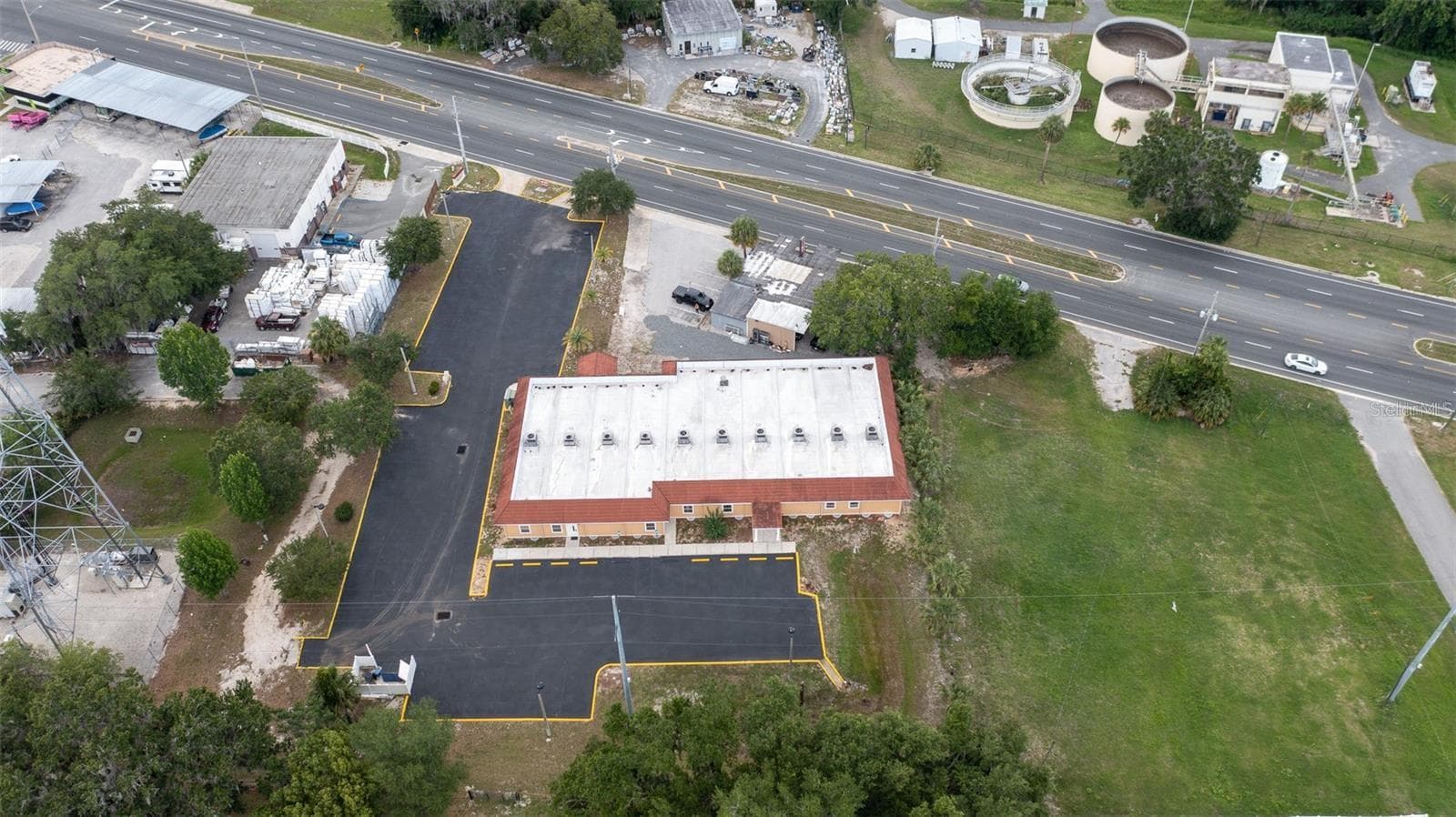Office at 401 E NORTH BLVD, LEESBURG, photo 5 of 24