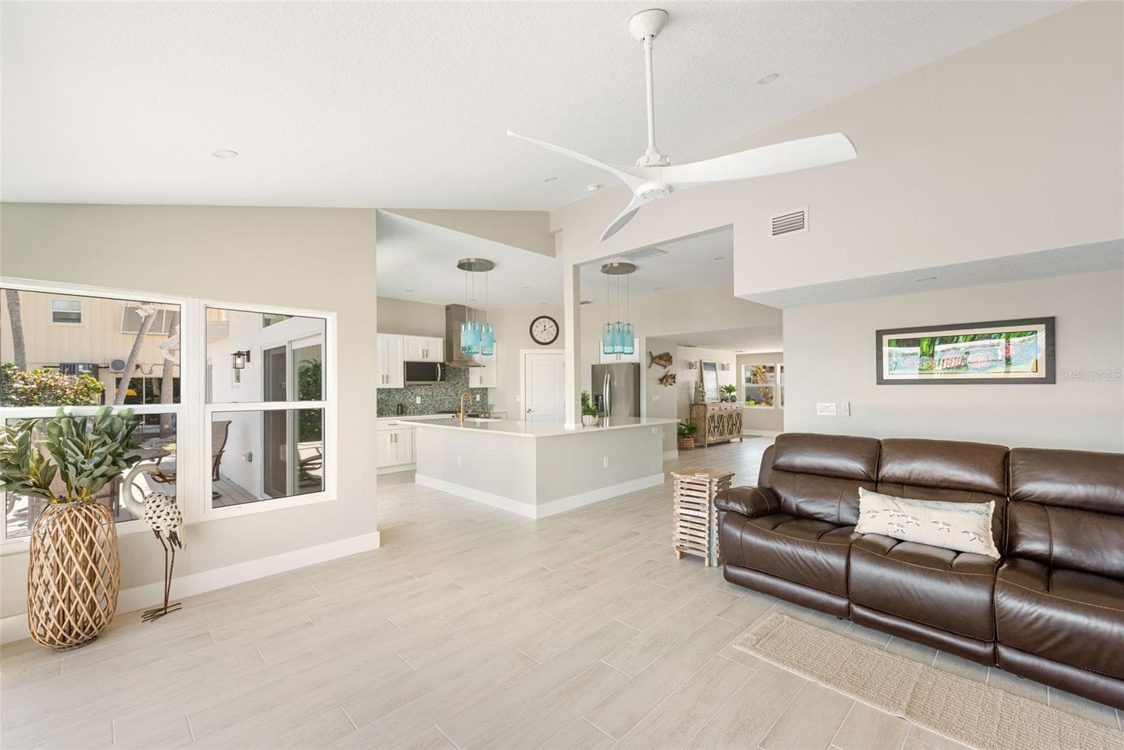 Single Family Residence at 4087 PELICAN SHORES CIR, ENGLEWOOD, photo 28 of 96