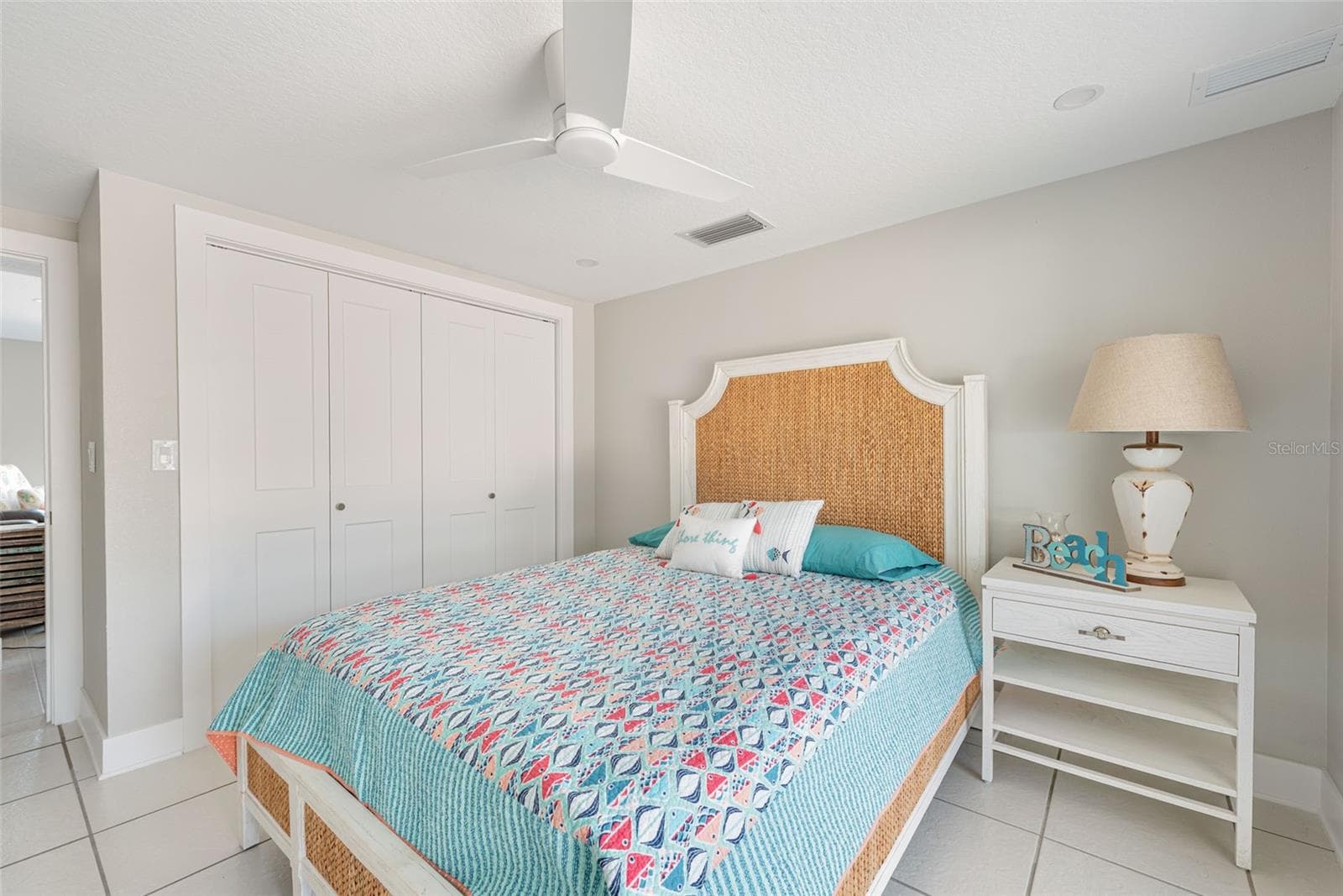 Single Family Residence at 4087 PELICAN SHORES CIR, ENGLEWOOD, photo 48 of 96