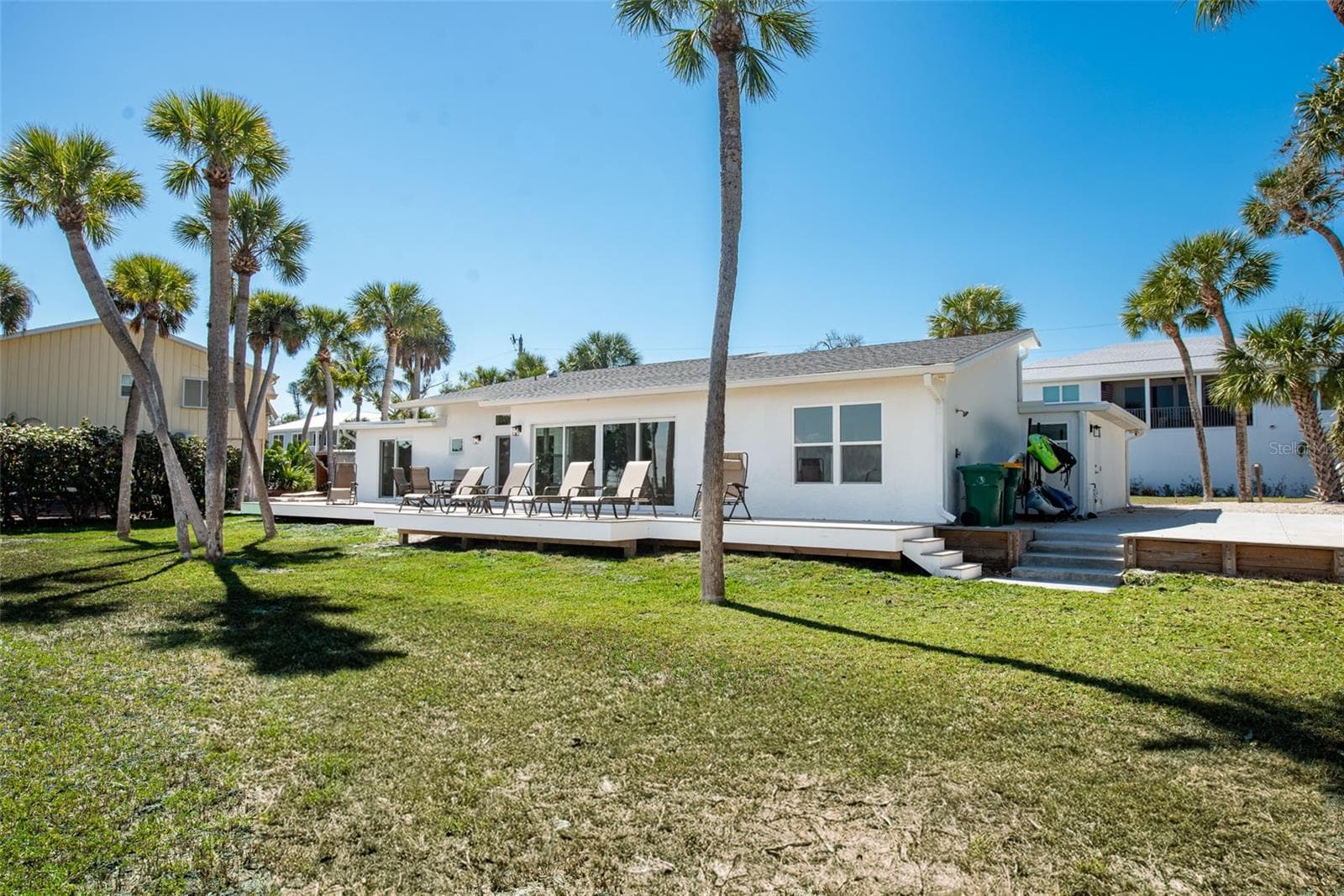 Single Family Residence at 4087 PELICAN SHORES CIR, ENGLEWOOD, photo 70 of 96