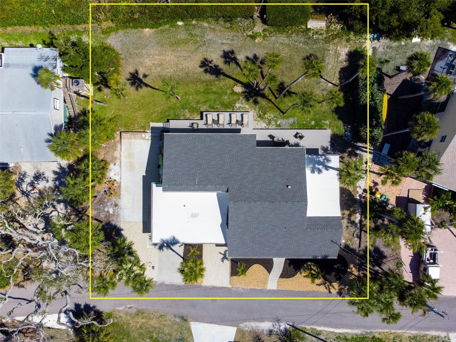 Single Family Residence at 4087 PELICAN SHORES CIR, ENGLEWOOD, photo 83 of 96