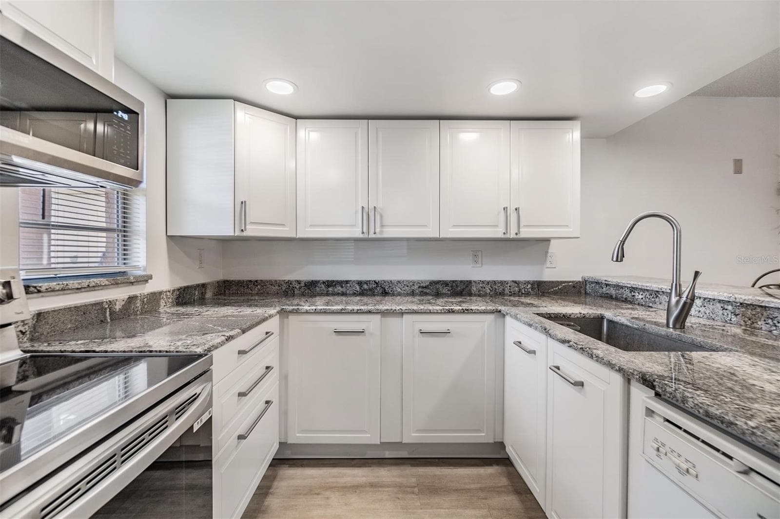 Kitchen - 12760 INDIAN ROCKS RD #104, LARGO