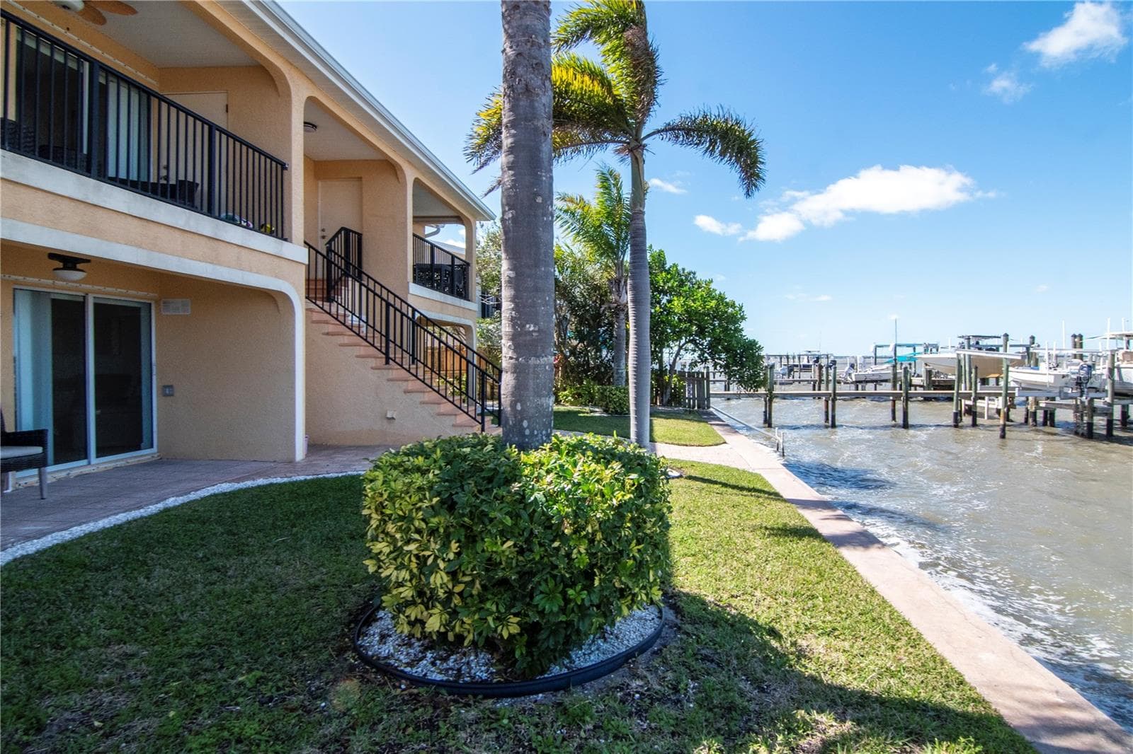 Condominium at 2675 ST JOSEPHS DR E #B, DUNEDIN, photo 34 of 40