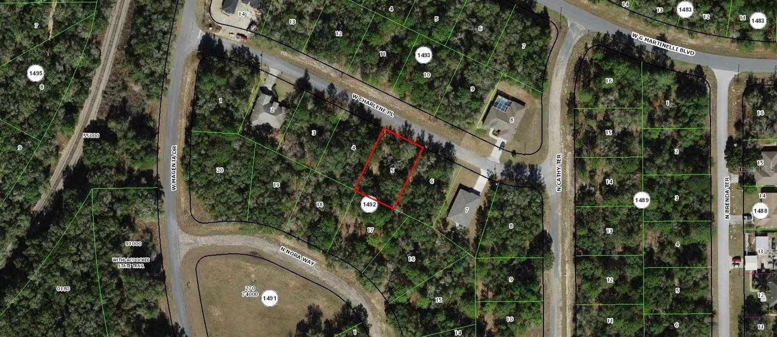 2114 W CHARLENE PL