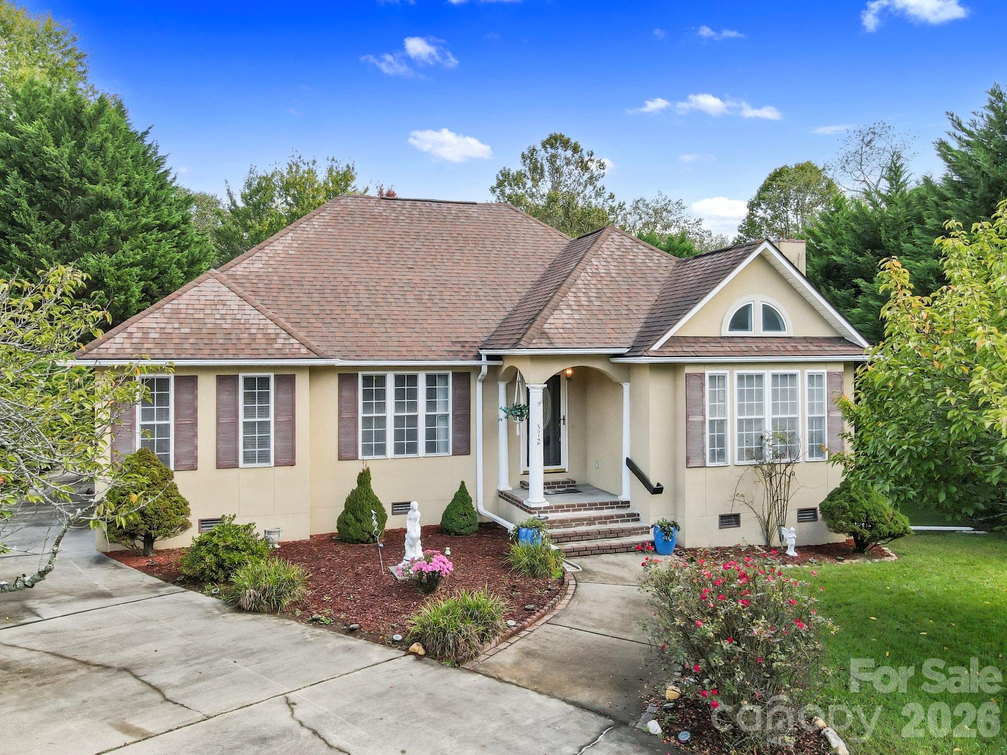 372 Kingfisher Lane