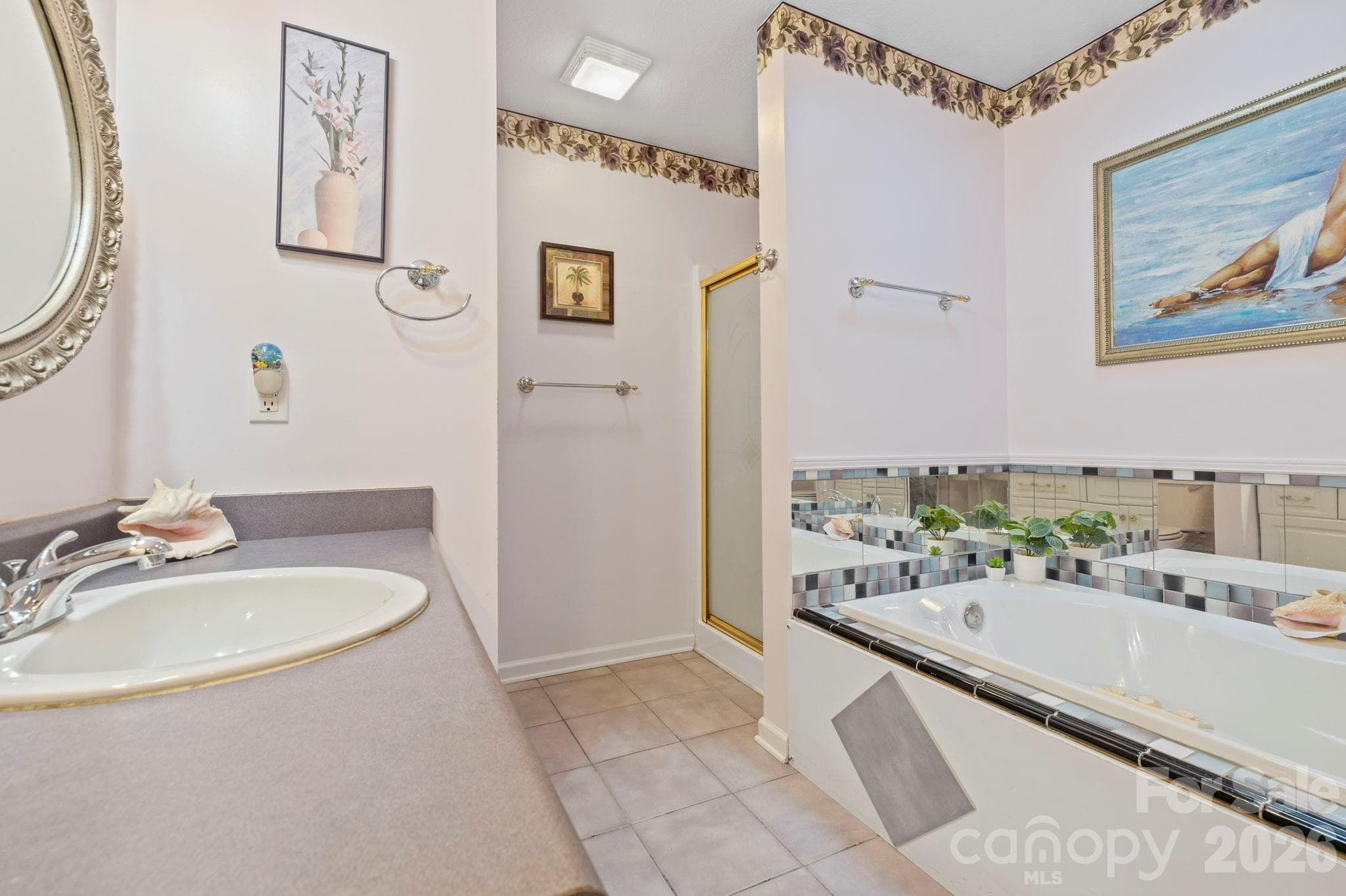 primary bathroom - 372 Kingfisher Lane, Mills River