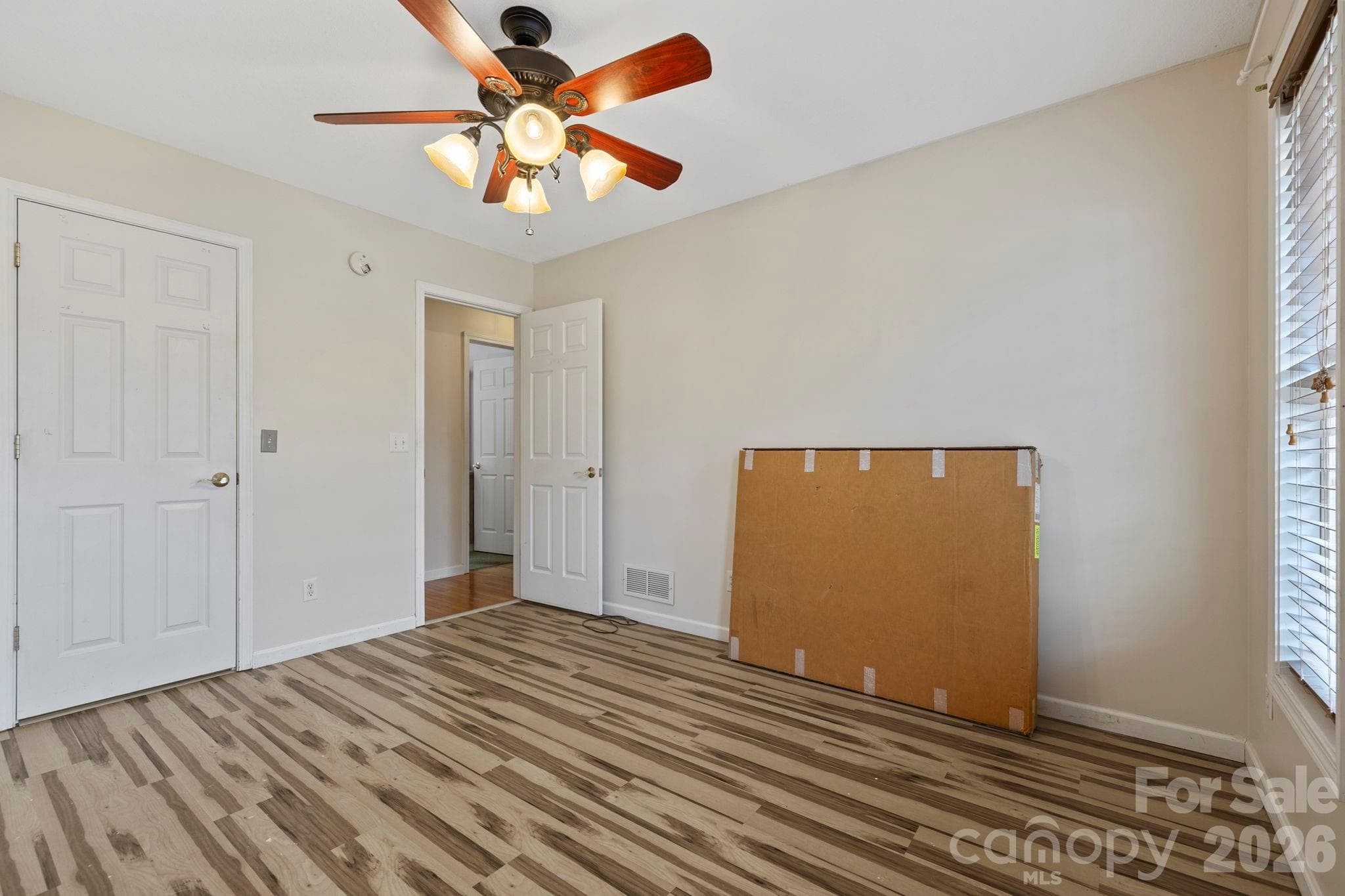 Single Family Residence at 372 Kingfisher Lane, Mills River, photo 18 of 28