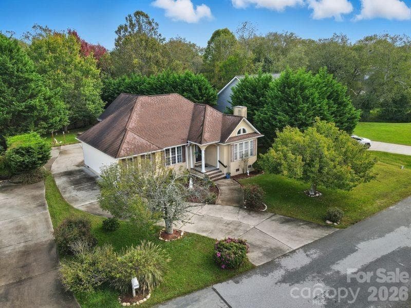 Single Family Residence at 372 Kingfisher Lane, Mills River, photo 25 of 28