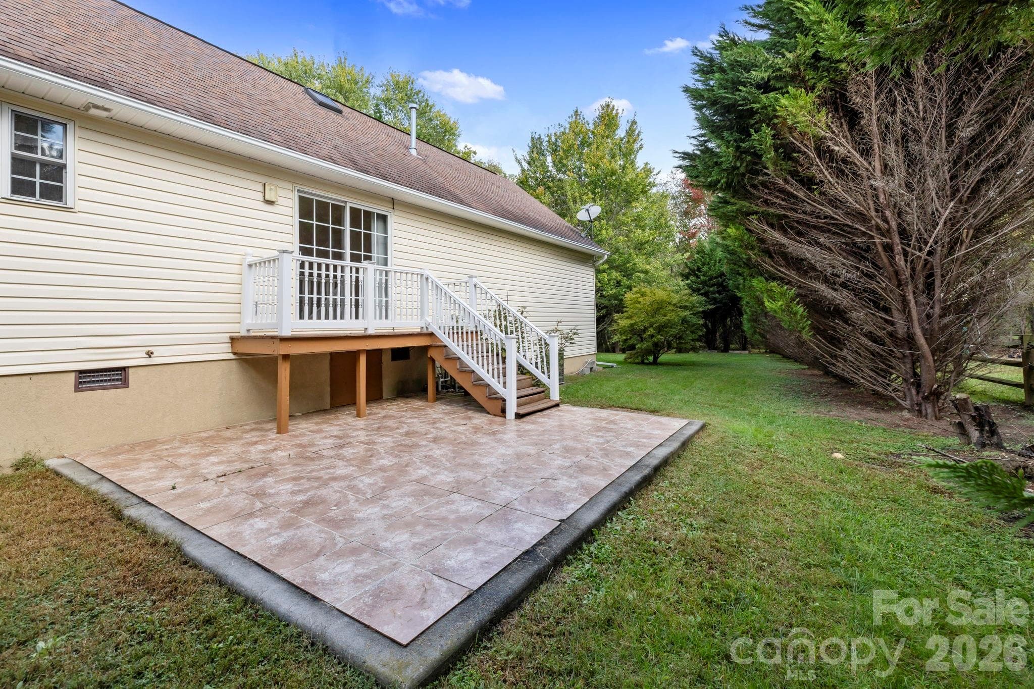 Single Family Residence at 372 Kingfisher Lane, Mills River, photo 27 of 28