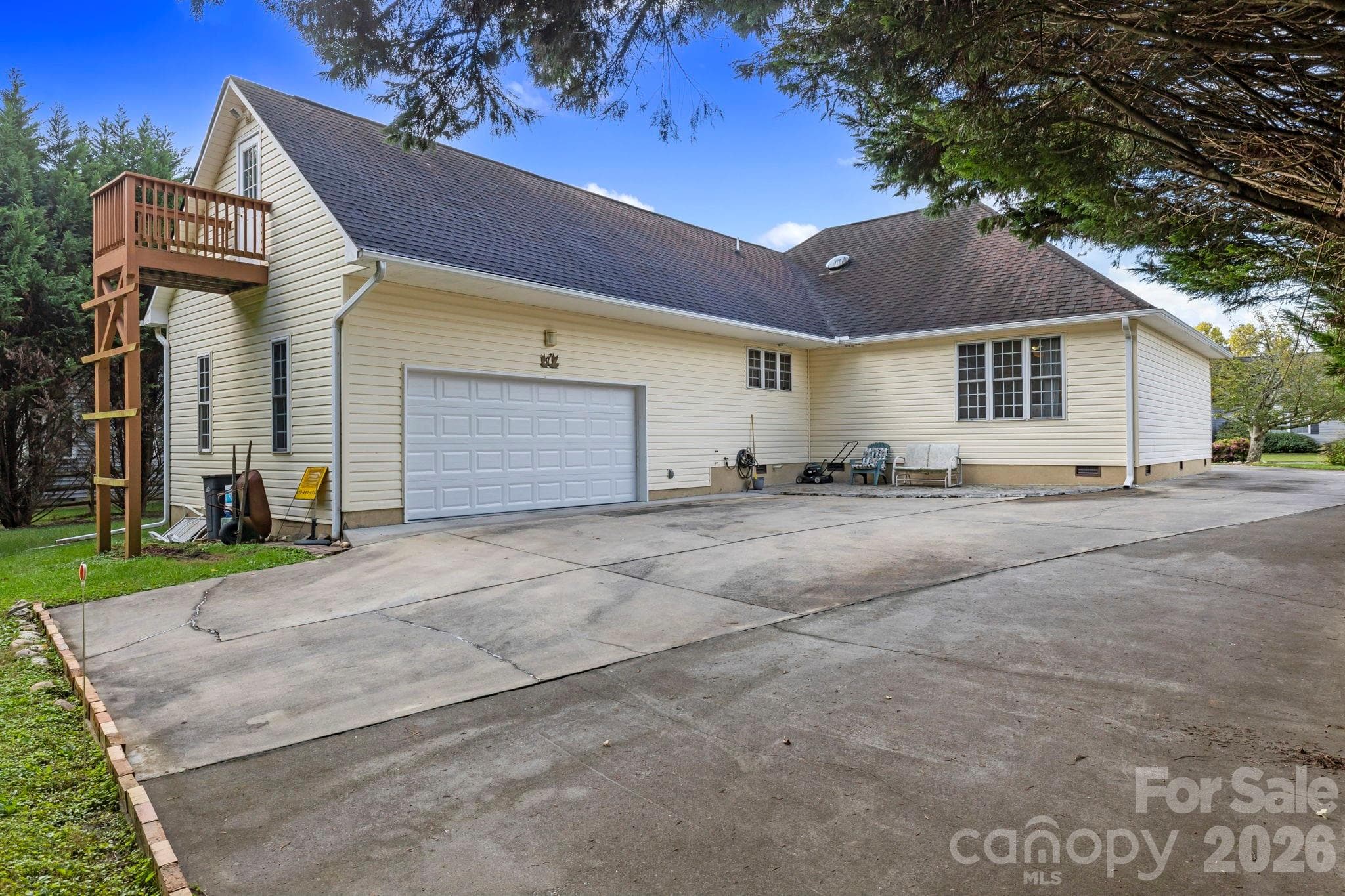 Single Family Residence at 372 Kingfisher Lane, Mills River, photo 28 of 28