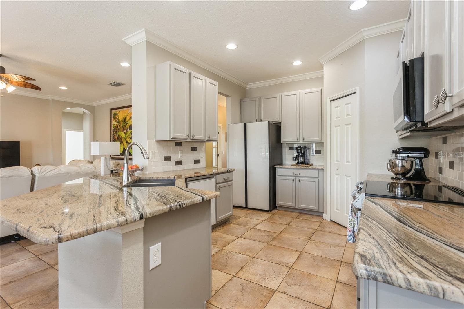 Kitchen 3 - 1433 EMERALD HILL WAY, VALRICO