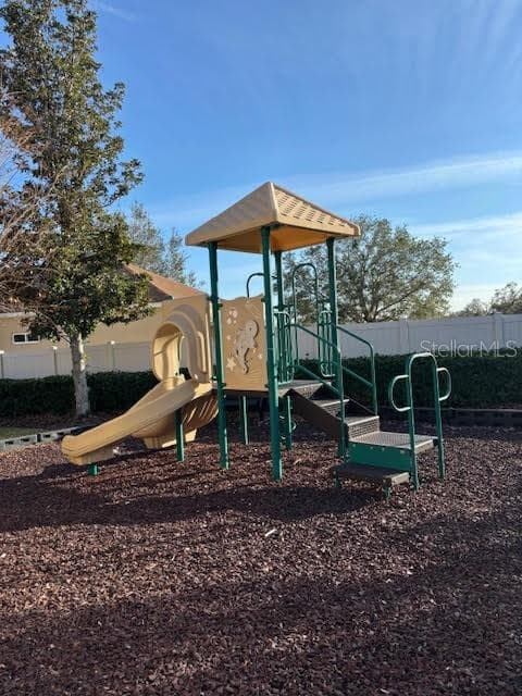Community Playground - 1433 EMERALD HILL WAY, VALRICO