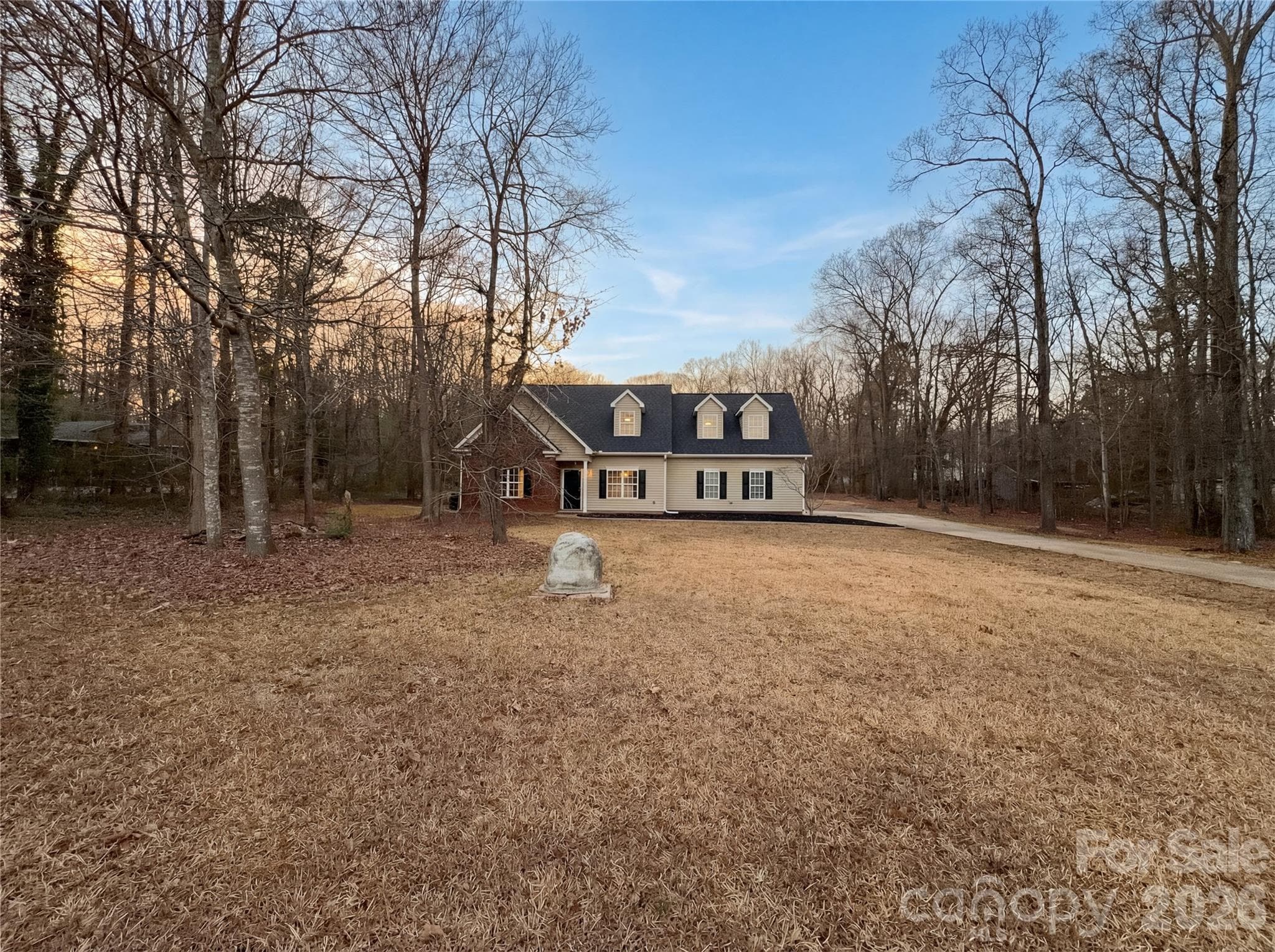 Single Family Residence at 4408 Waxhaw Indian Trail Road, Indian Trail, photo 7 of 21