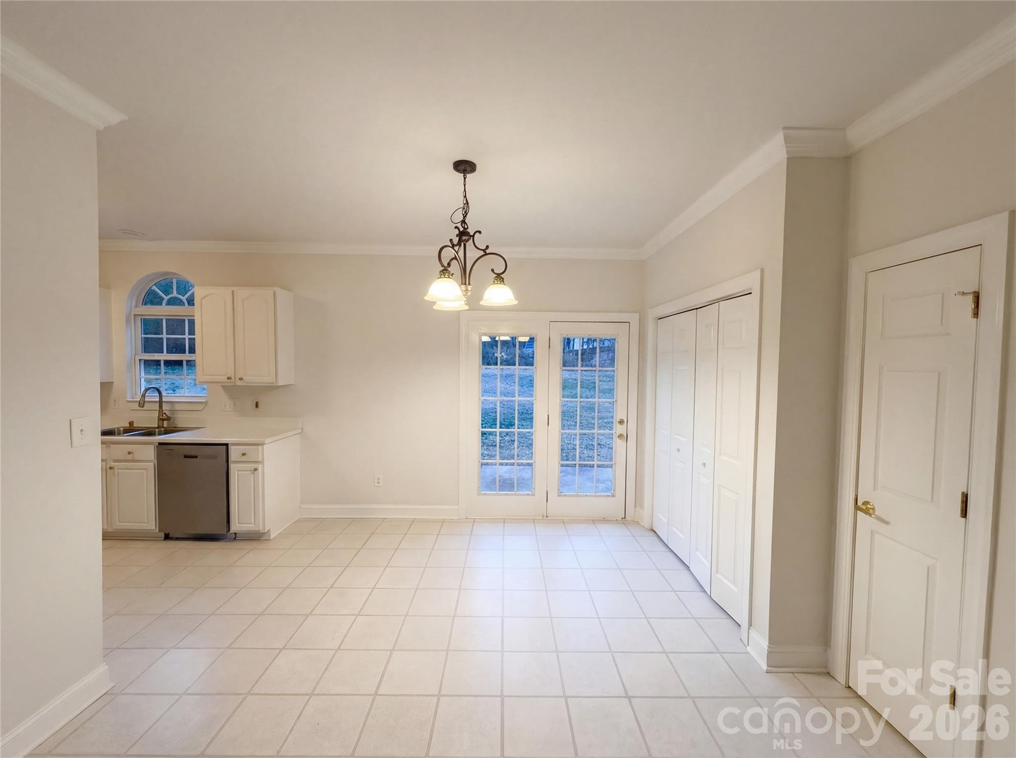 Single Family Residence at 4408 Waxhaw Indian Trail Road, Indian Trail, photo 13 of 21