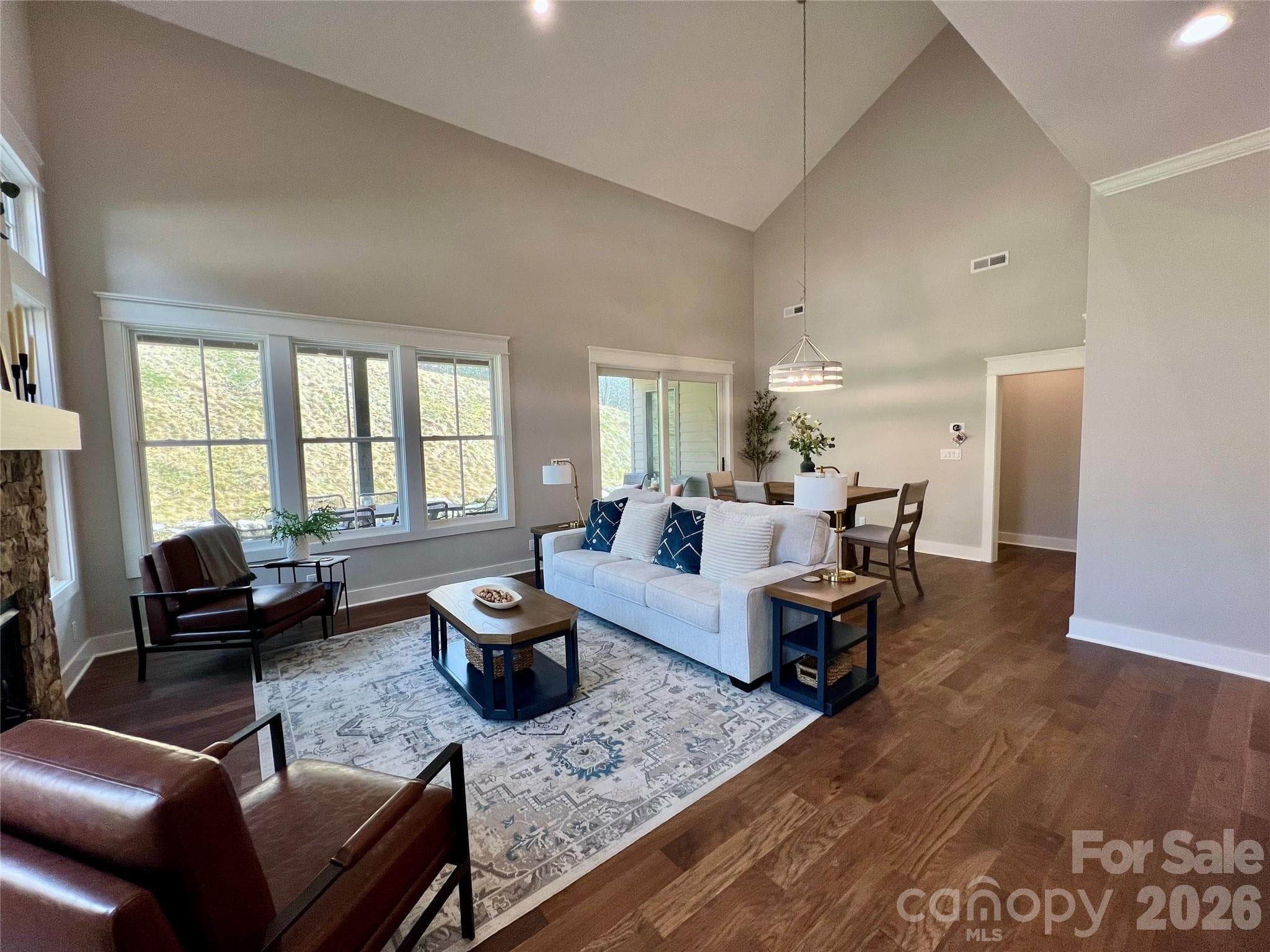 Townhouse at Hendersonville, photo 3 of 20