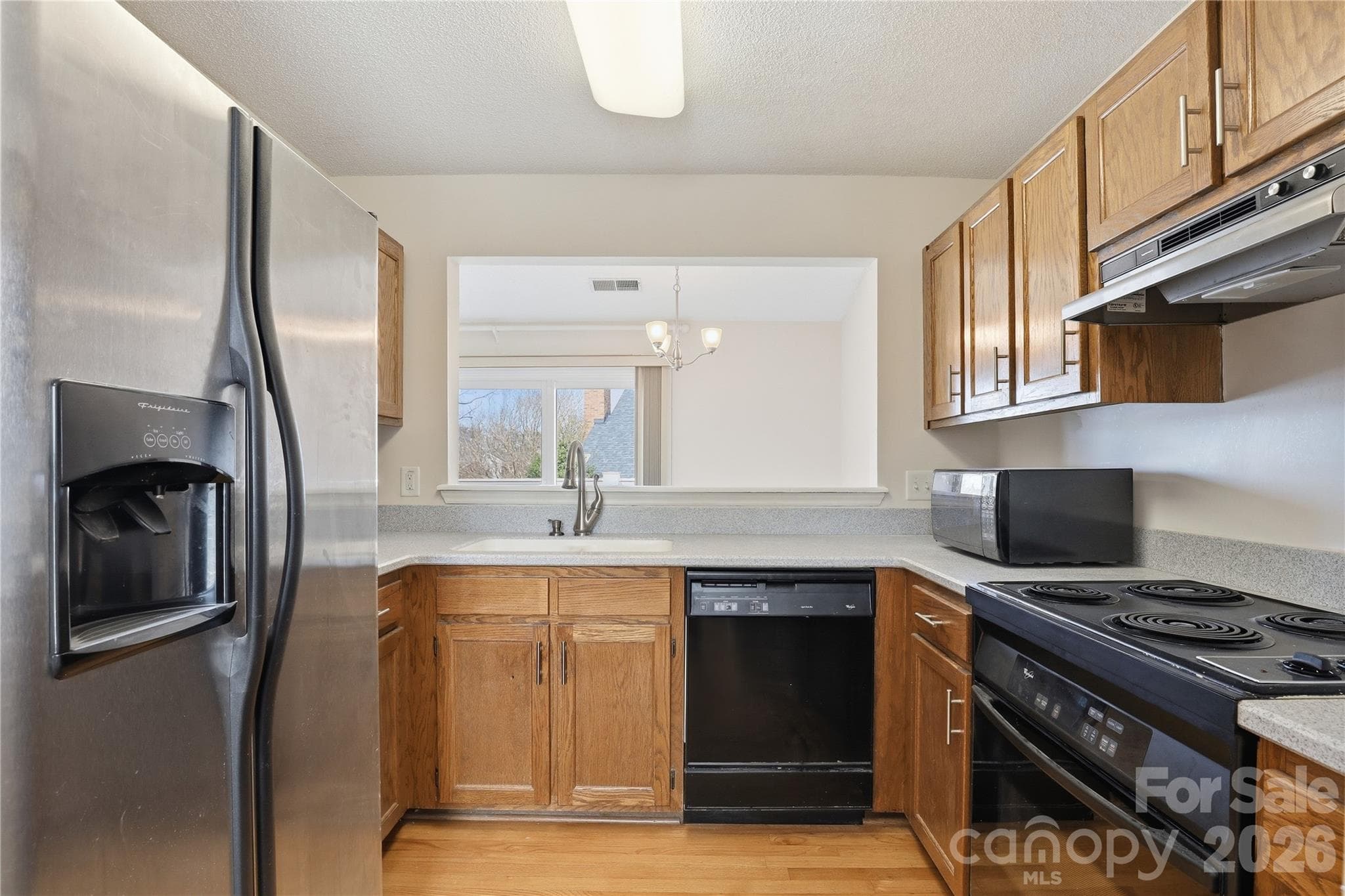 Condominium at Charlotte, photo 2 of 25