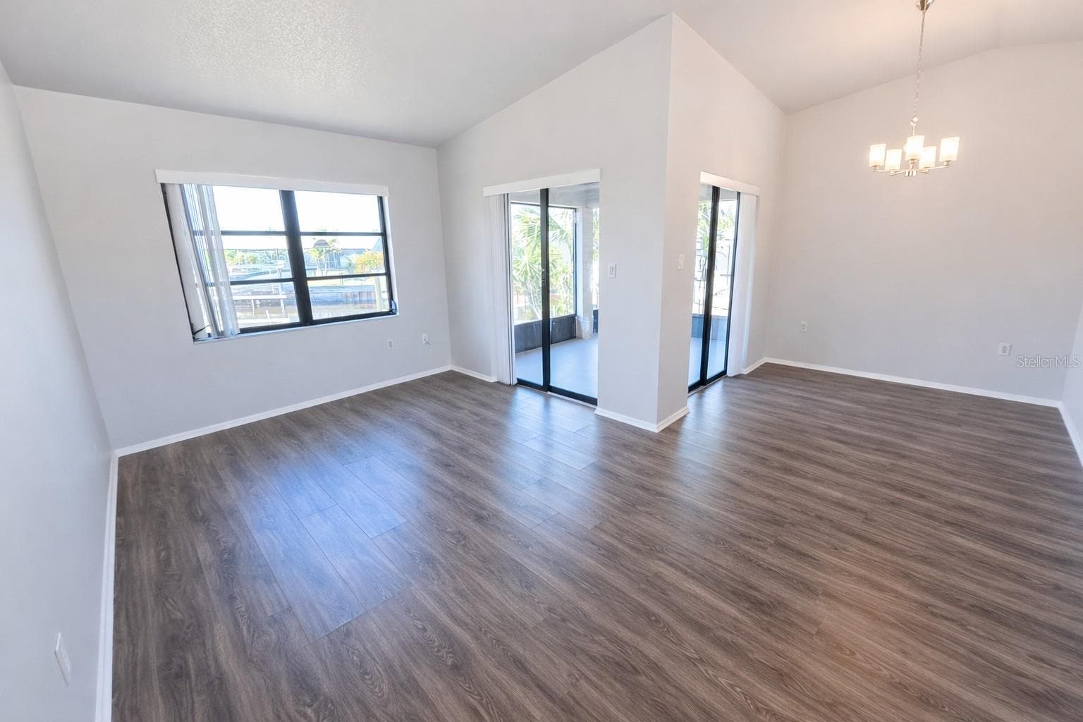 Unit A Living room - 3211 RIVERSIDE DR, PUNTA GORDA