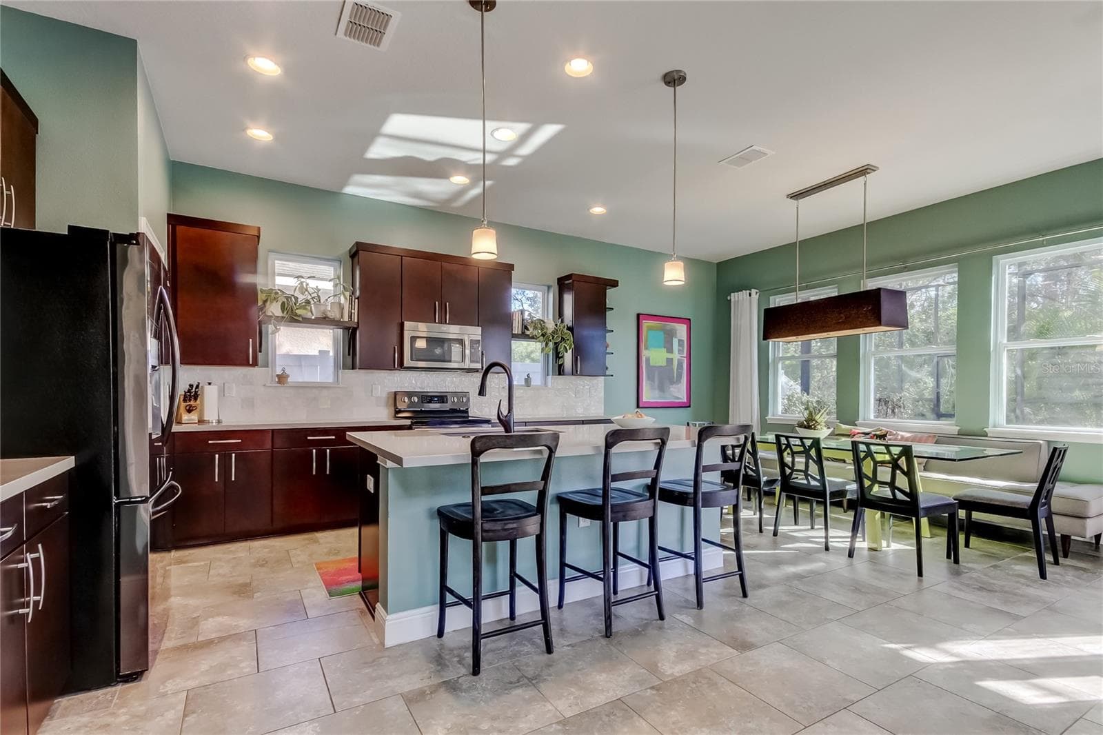 Single Family Residence at 11403 QUIET FOREST DR, TAMPA, photo 11 of 47