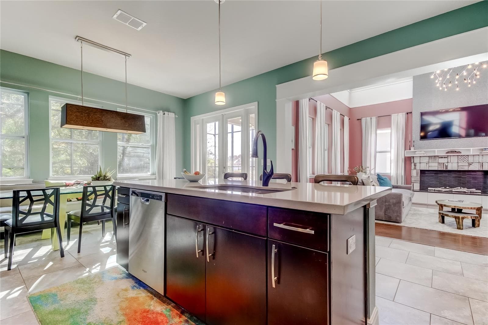 Single Family Residence at 11403 QUIET FOREST DR, TAMPA, photo 15 of 47