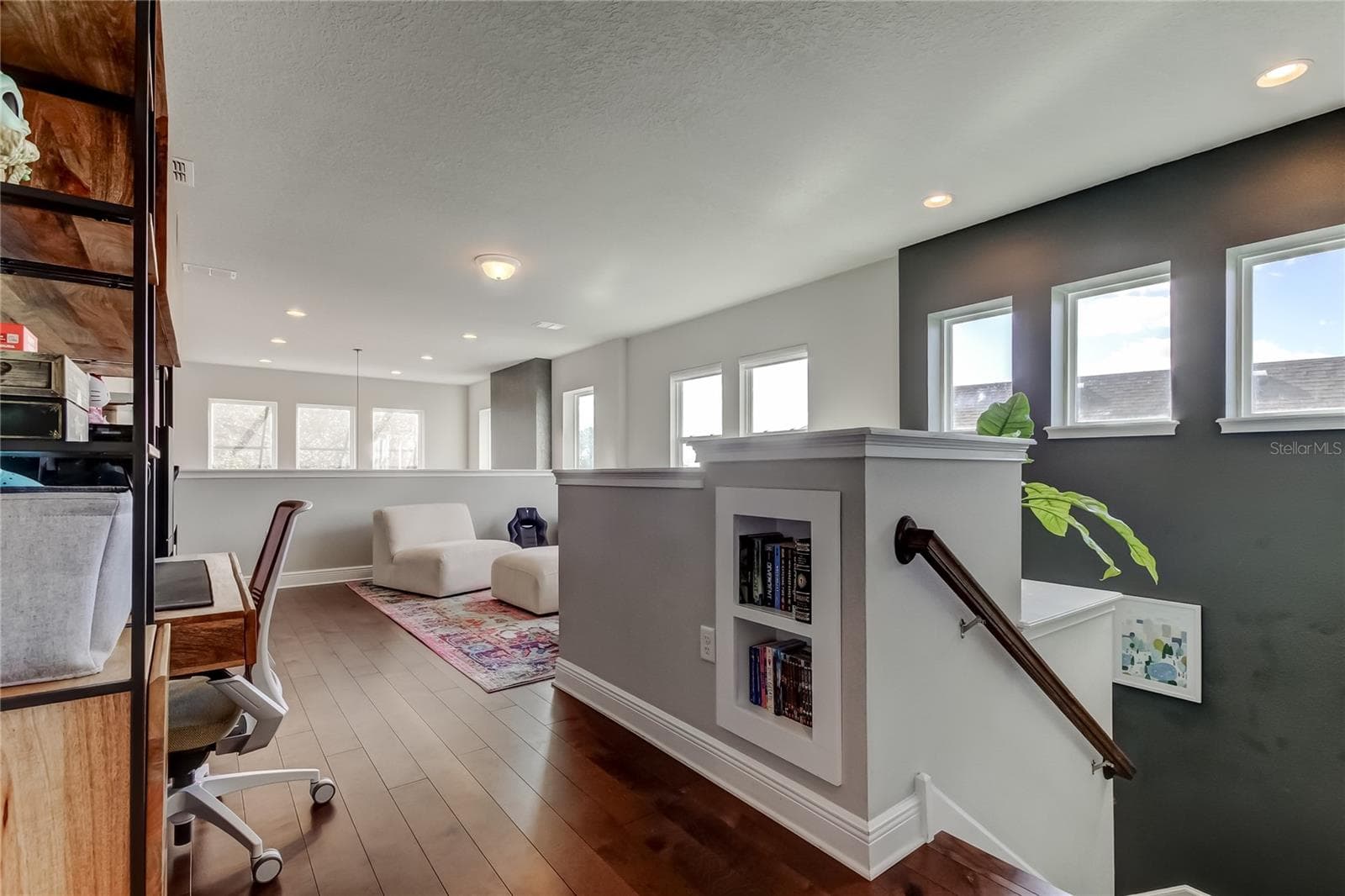 Single Family Residence at 11403 QUIET FOREST DR, TAMPA, photo 24 of 47