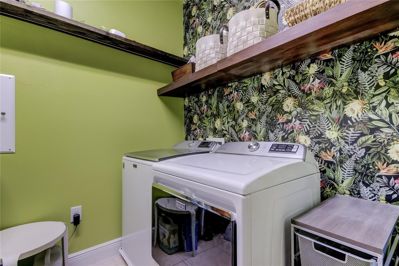 Single Family Residence at 11403 QUIET FOREST DR, TAMPA, photo 43 of 47