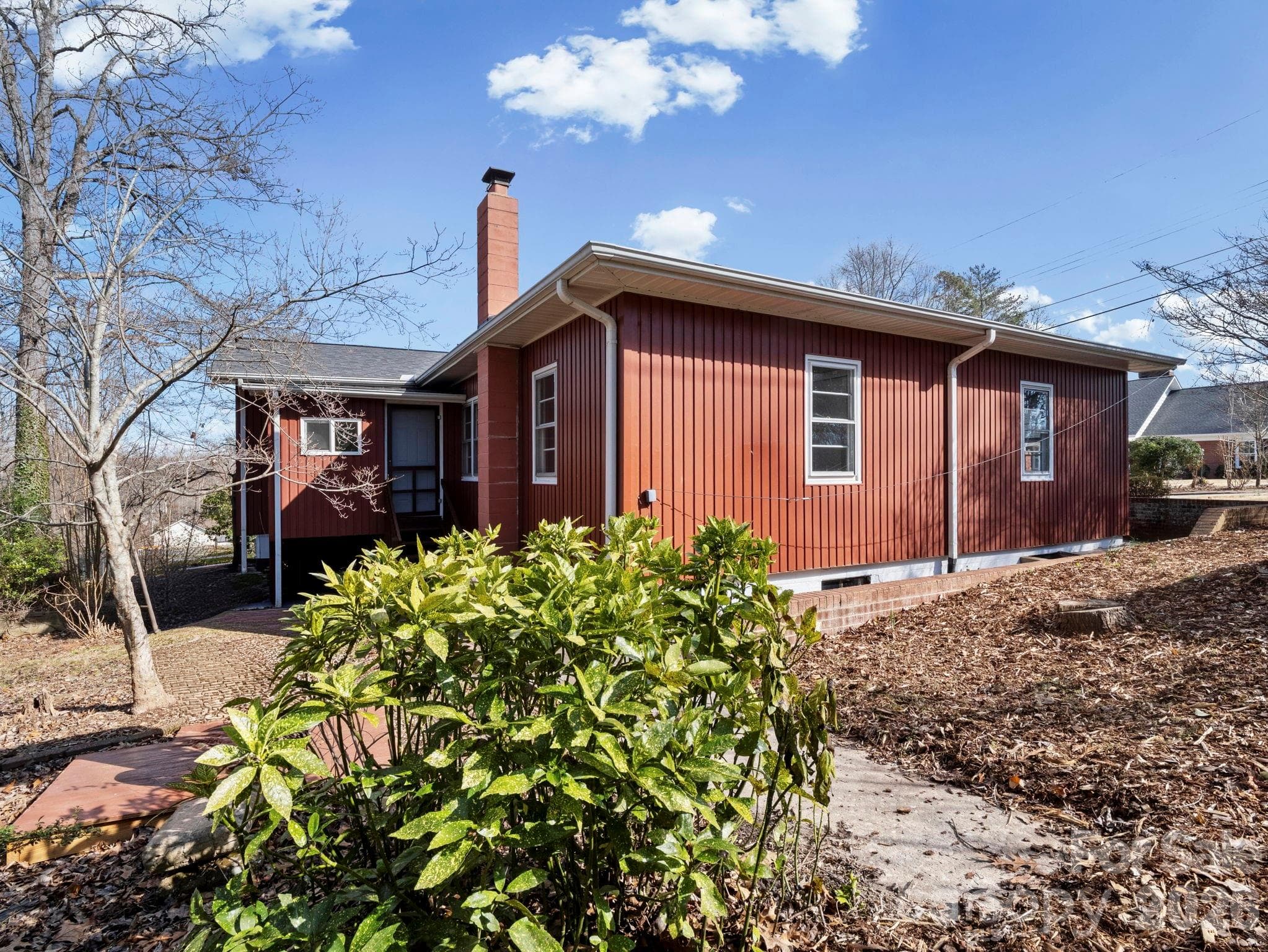 Single Family Residence at 204 Fernwood Drive, Rutherfordton, photo 5 of 34