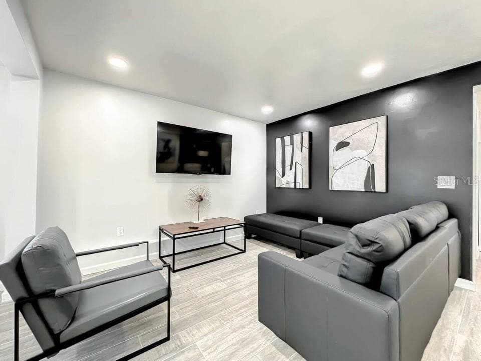Triplex at 1829 HOLLENBECK DR, ORLANDO, photo 21 of 57