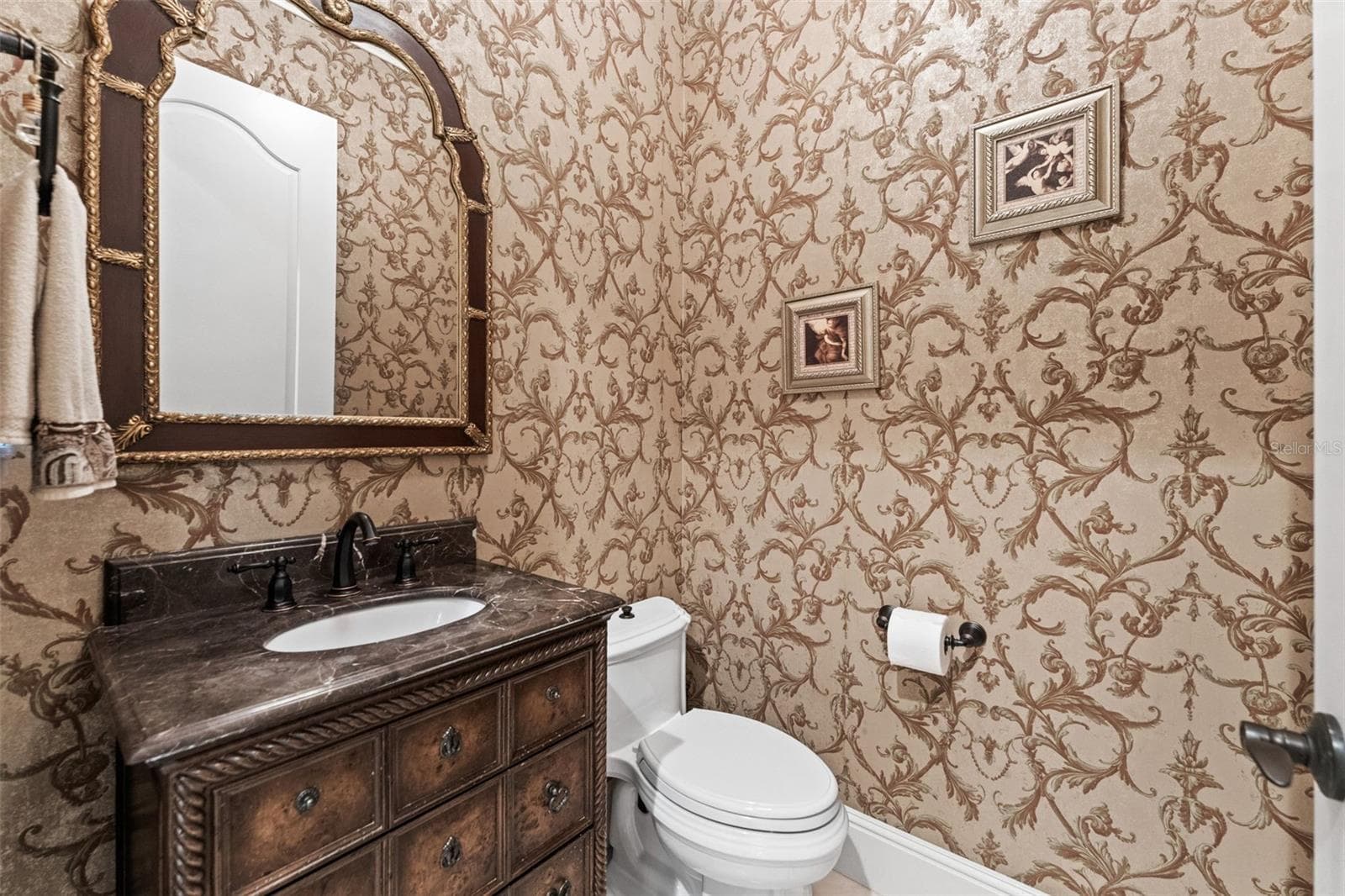 Single Family Residence at 5070 DOWN POINT LN, WINDERMERE, photo 36 of 57