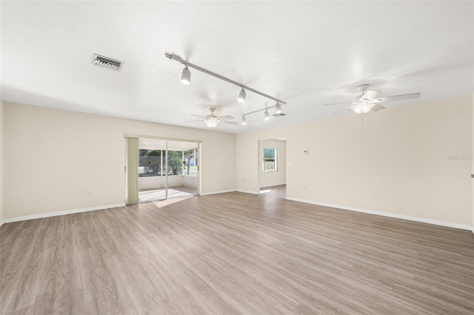Single Family Residence at 1273 WOODBURY AVE, SEBRING, photo 5 of 50