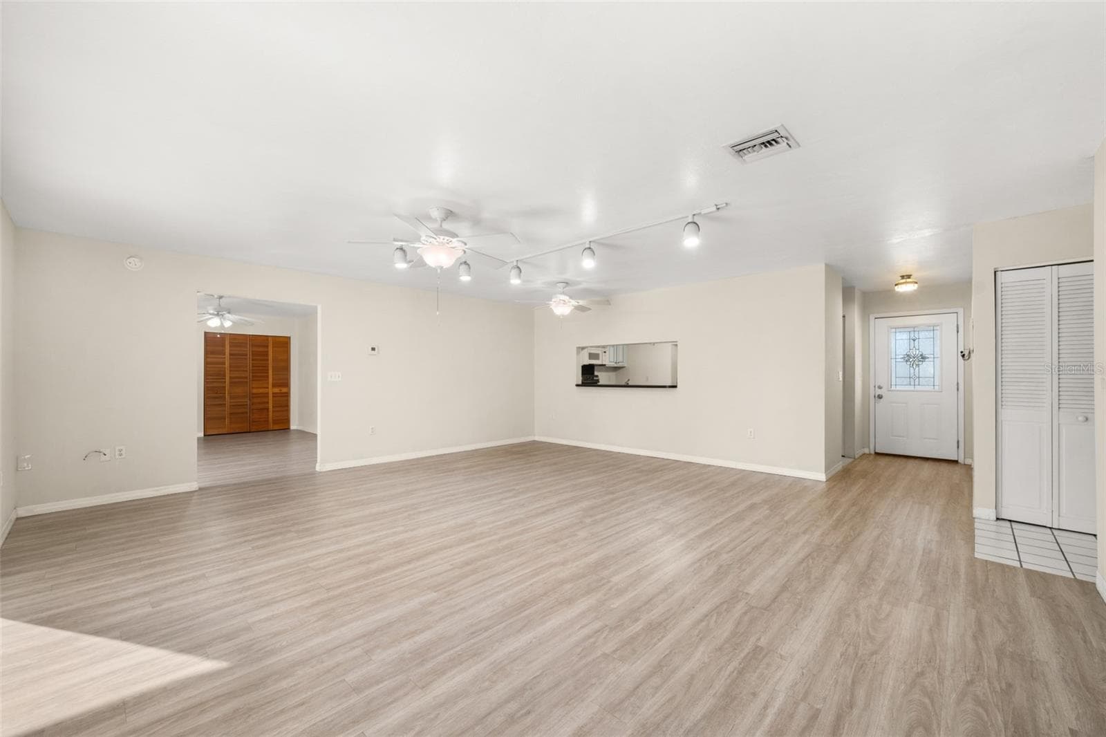 Single Family Residence at 1273 WOODBURY AVE, SEBRING, photo 6 of 50