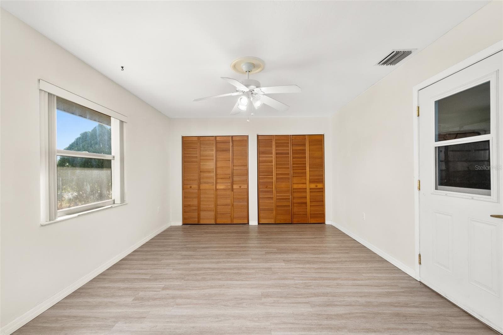Single Family Residence at 1273 WOODBURY AVE, SEBRING, photo 7 of 50