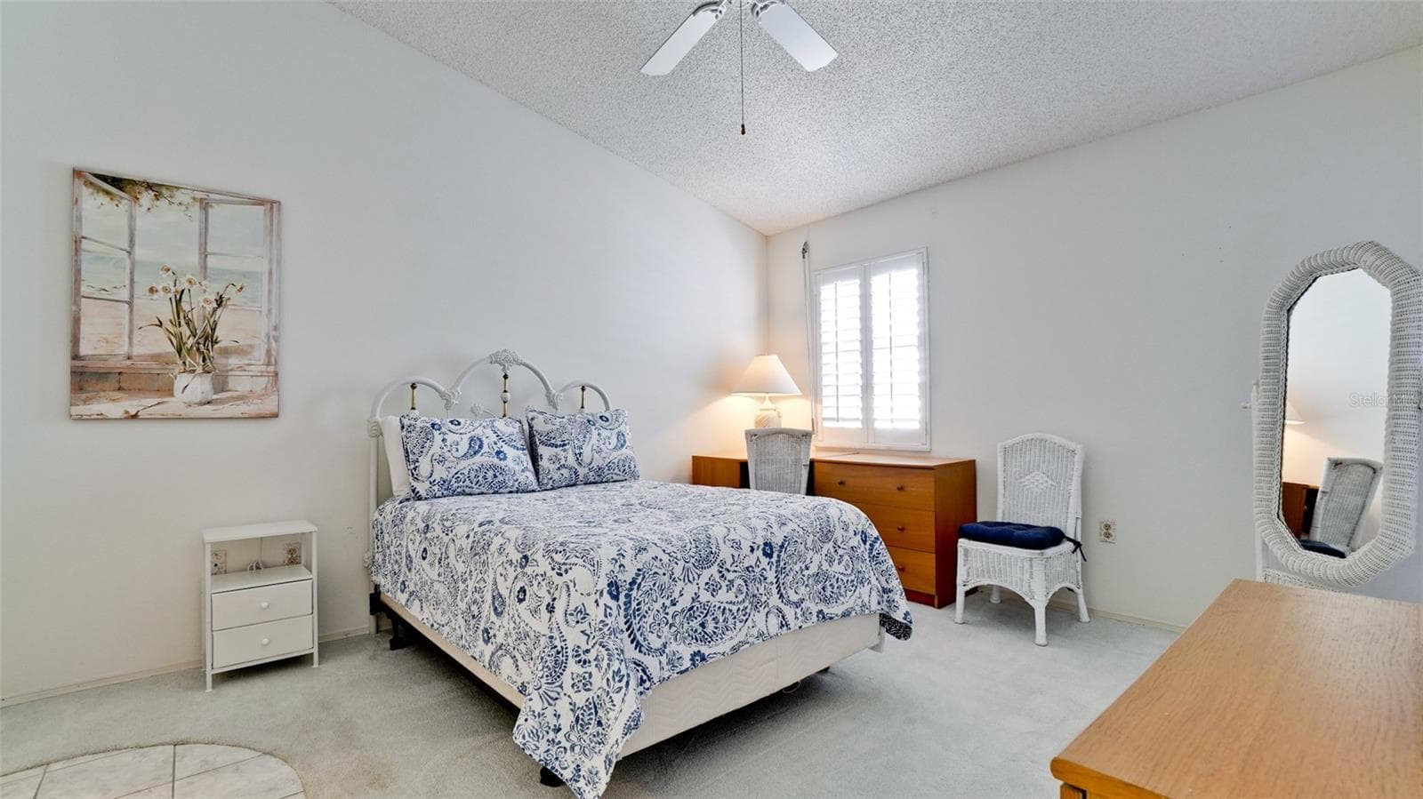 PRIMARY BEDROOM FURNITURE INCLUDED - 507 SANDERLING CIR, BRADENTON