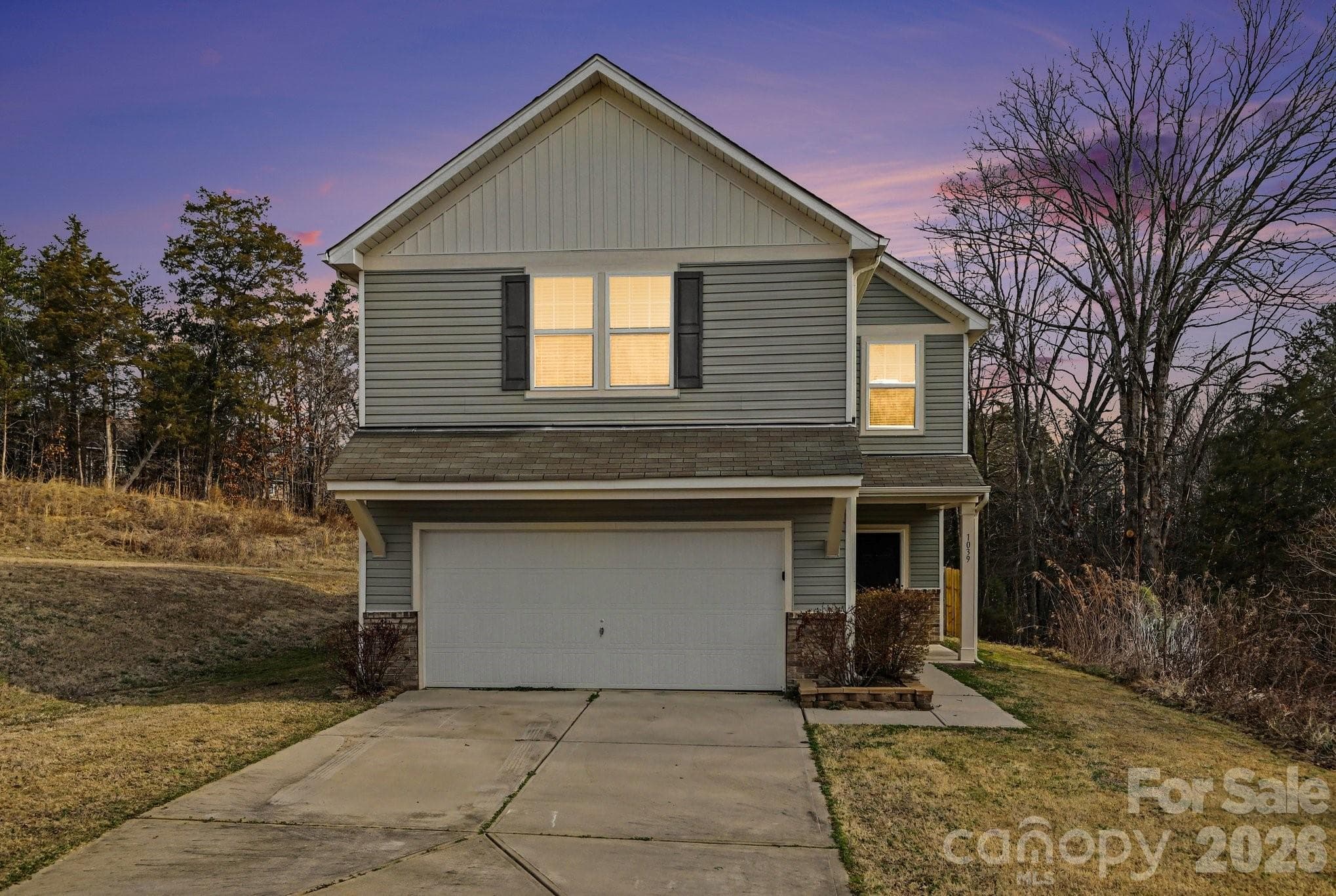 Single Family Residence at 1039 Manston Place SW, Concord, photo 2 of 26
