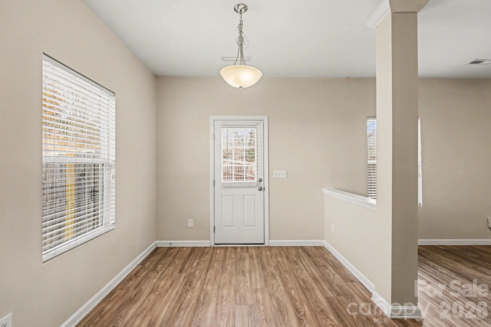 Single Family Residence at 1039 Manston Place SW, Concord, photo 7 of 26