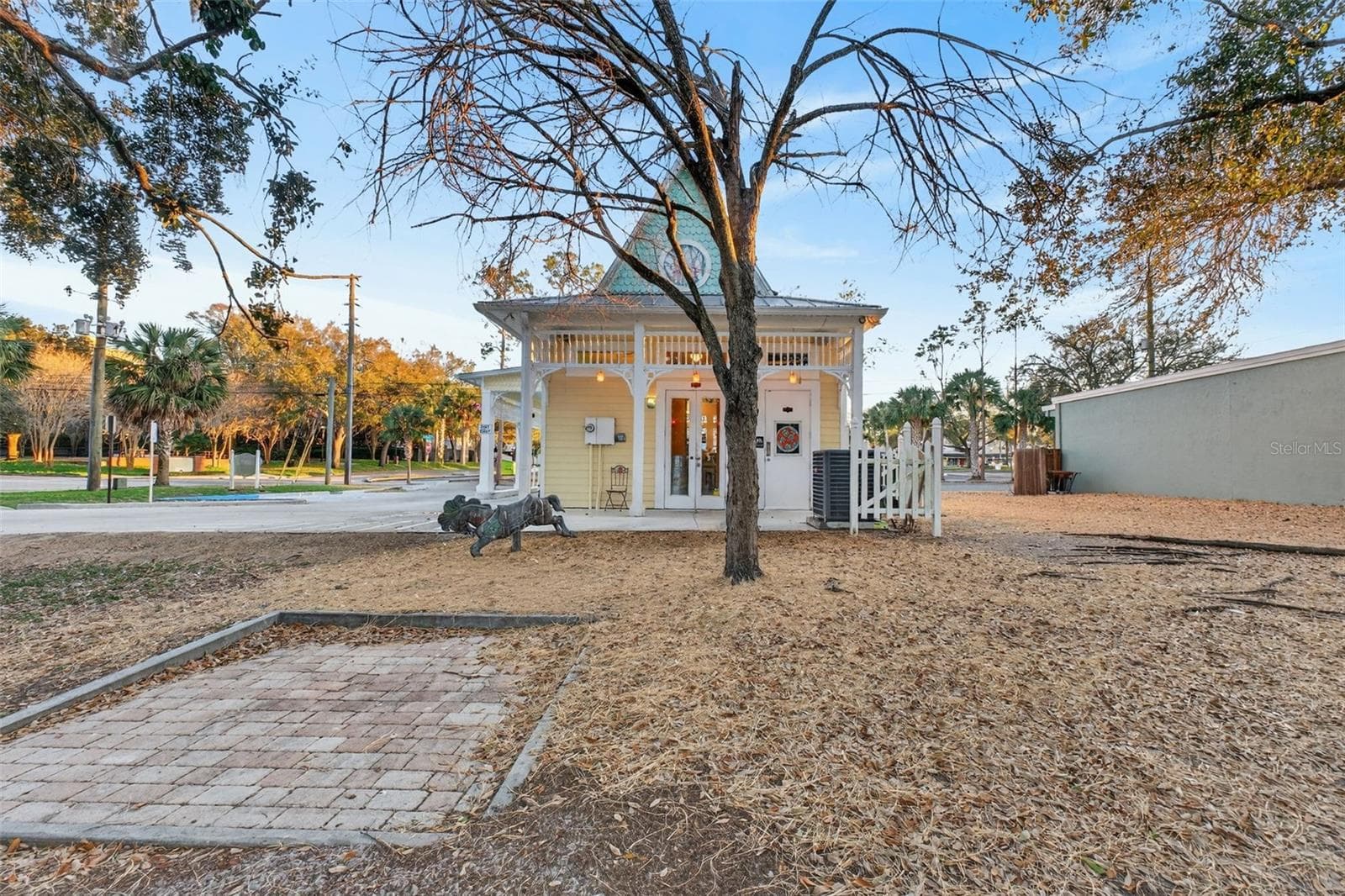Restaurant at 197 E CHURCH ST, DELAND, photo 12 of 50