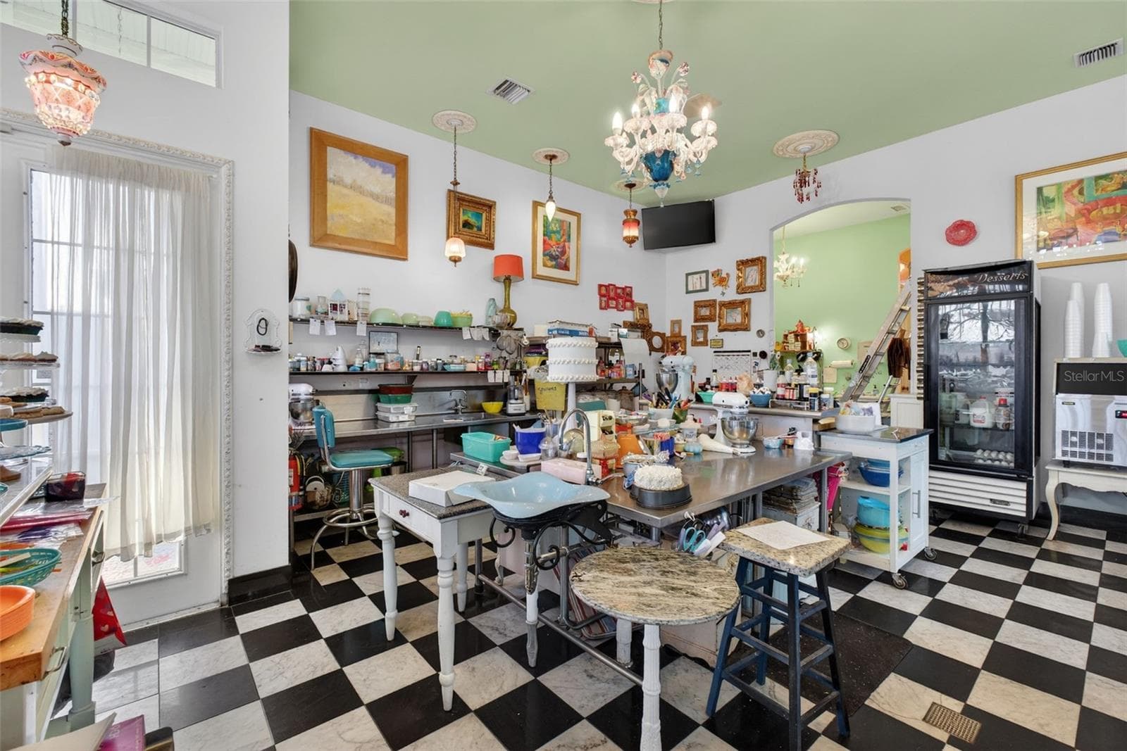 Restaurant at 197 E CHURCH ST, DELAND, photo 34 of 50
